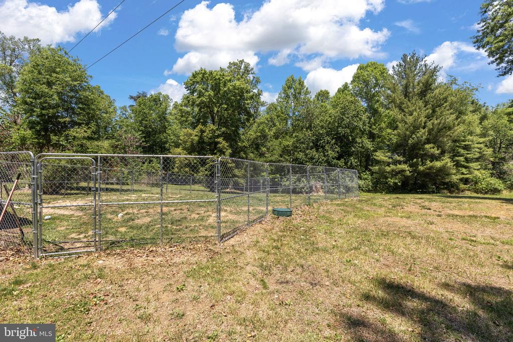17195 OAKSHADE ROAD