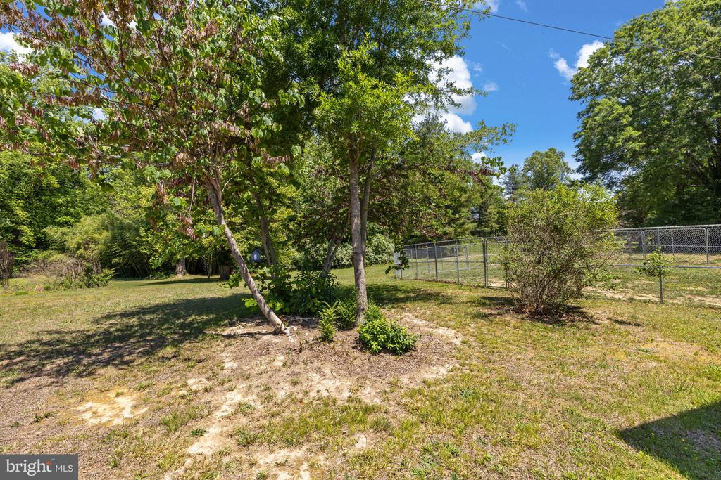 17195 OAKSHADE ROAD