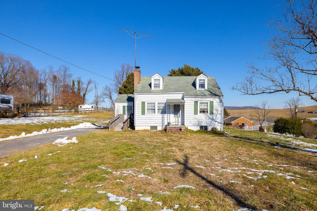 14 MOUNTAIN VIEW ROAD