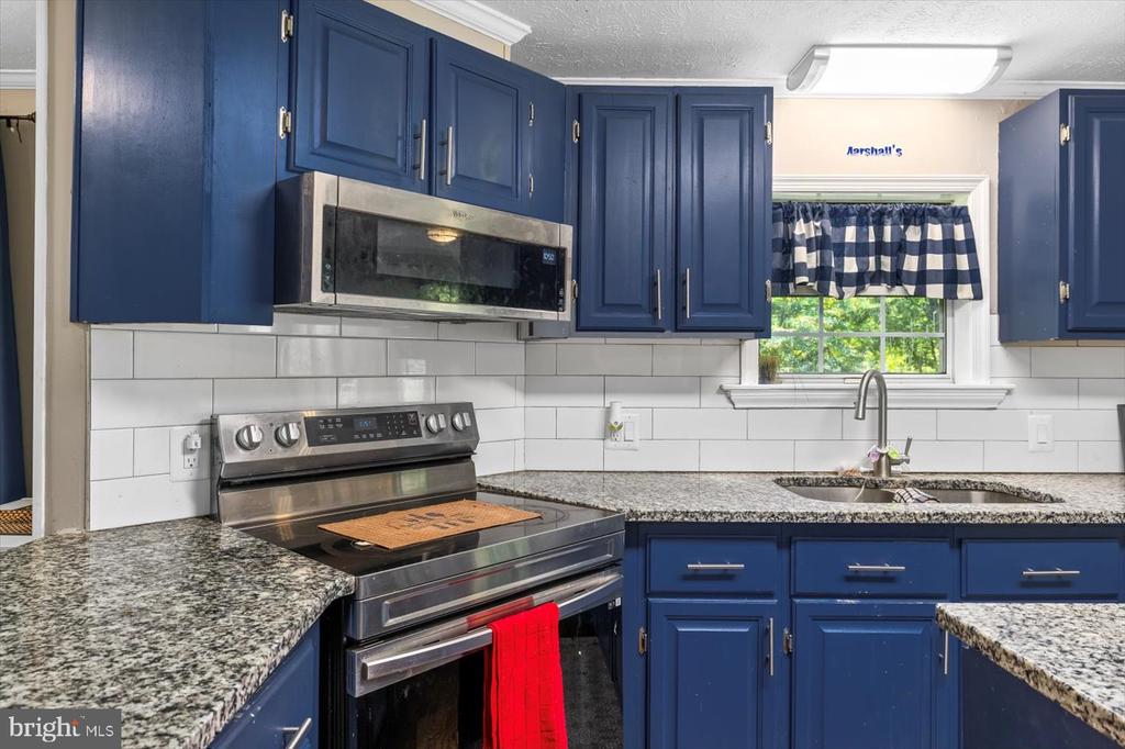13602 FLANK MARCH LANE
