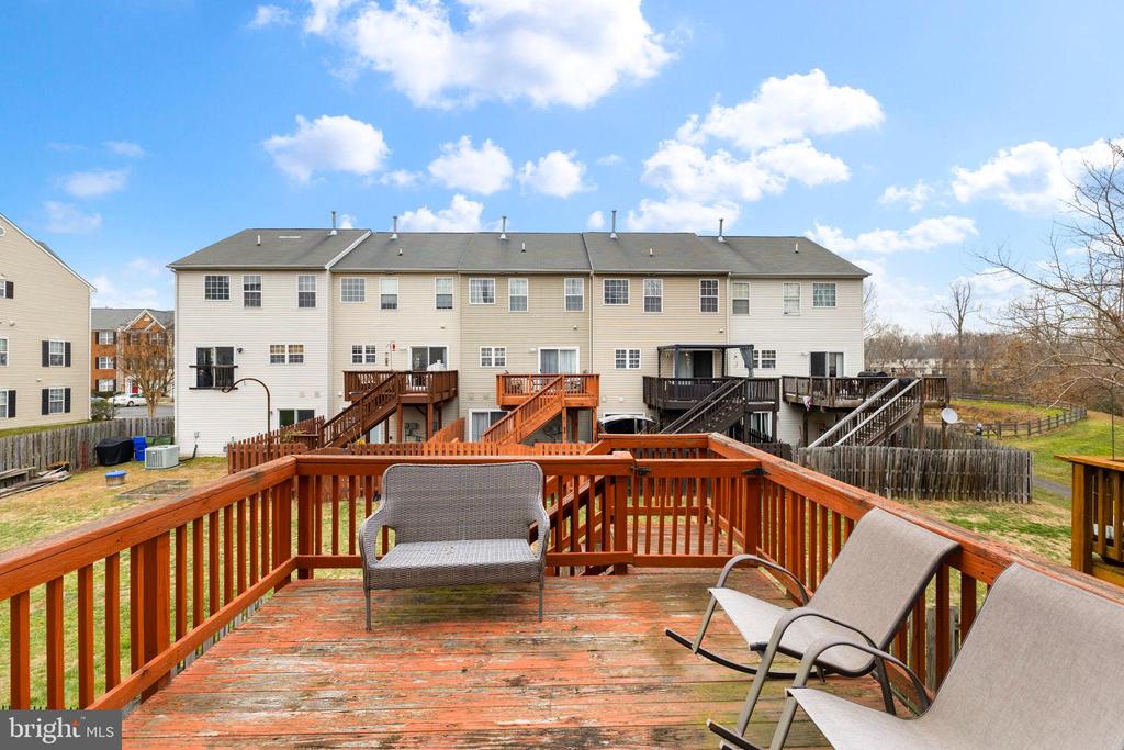 205 TRADEWINDS TERRACE