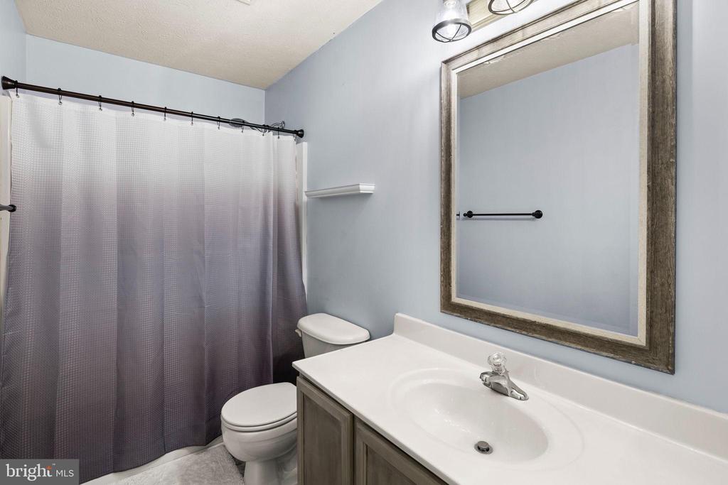 205 TRADEWINDS TERRACE