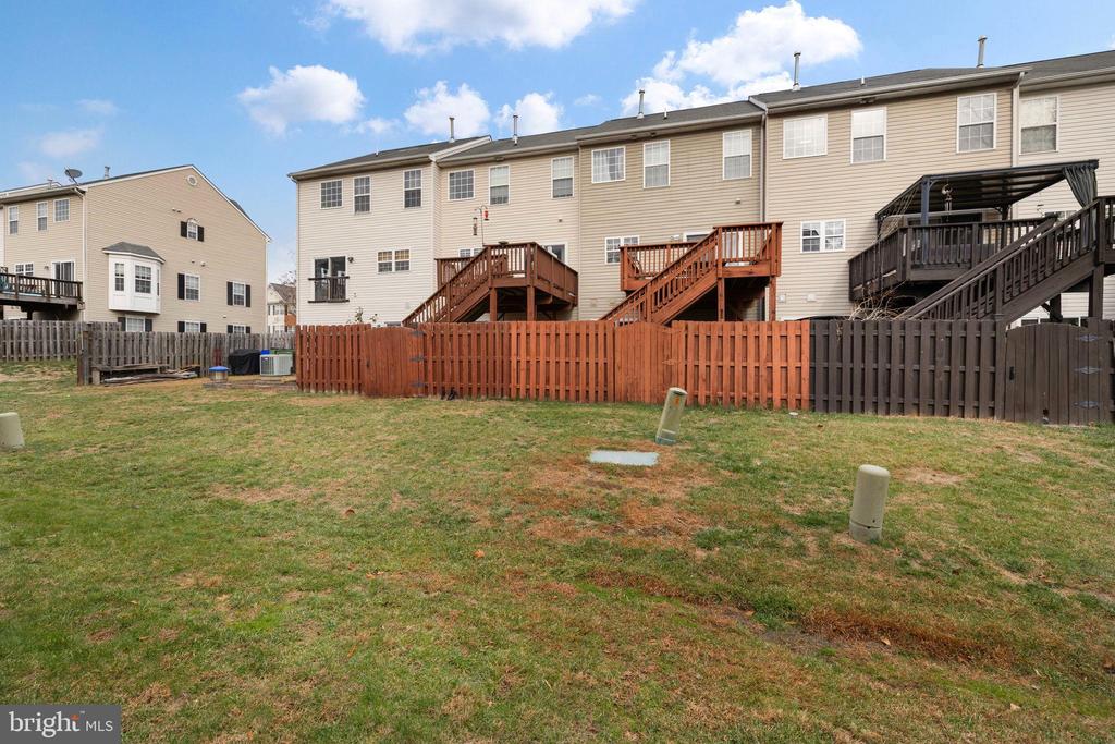 205 TRADEWINDS TERRACE