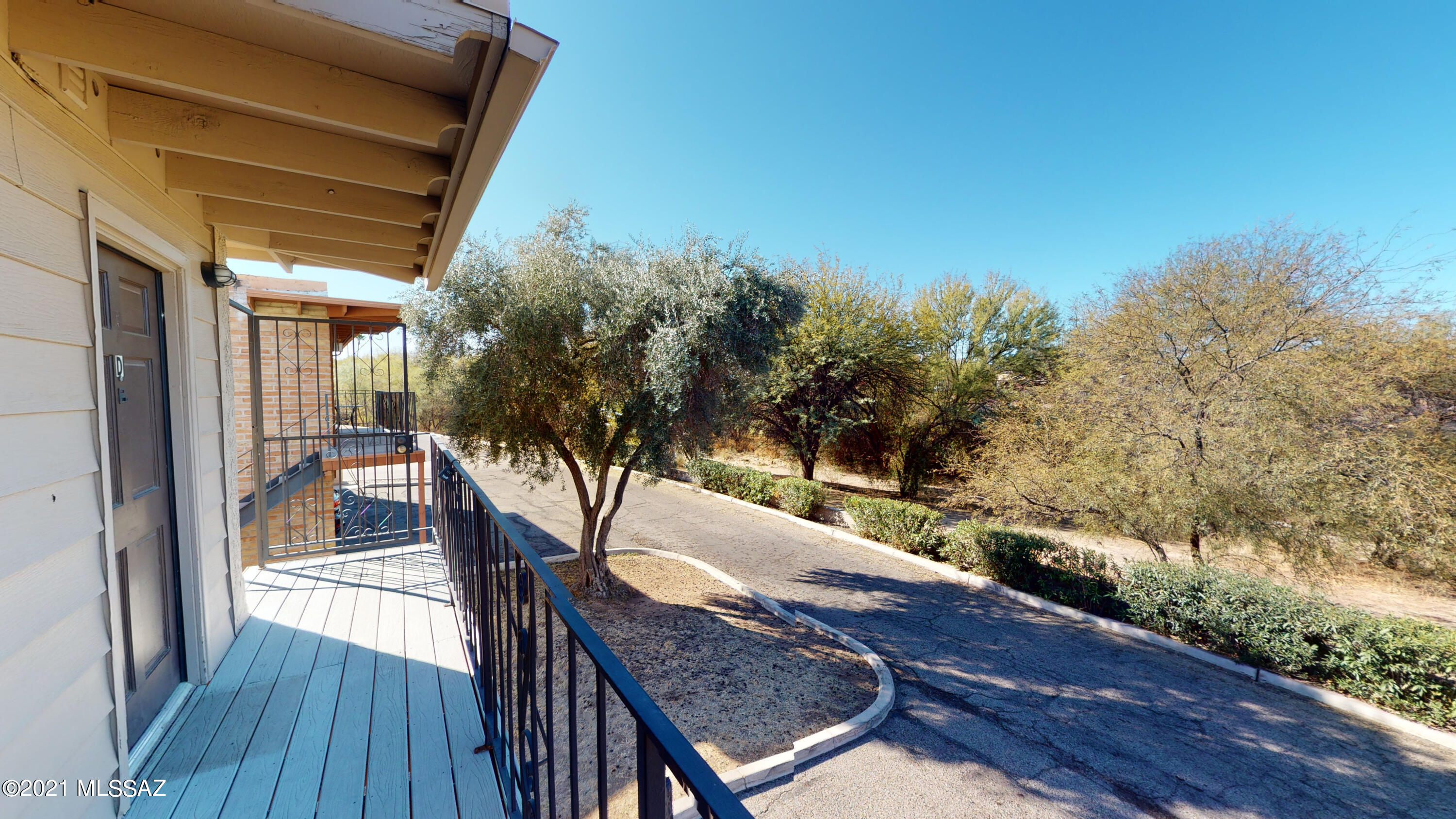 6509 E Calle La Paz Unit: D