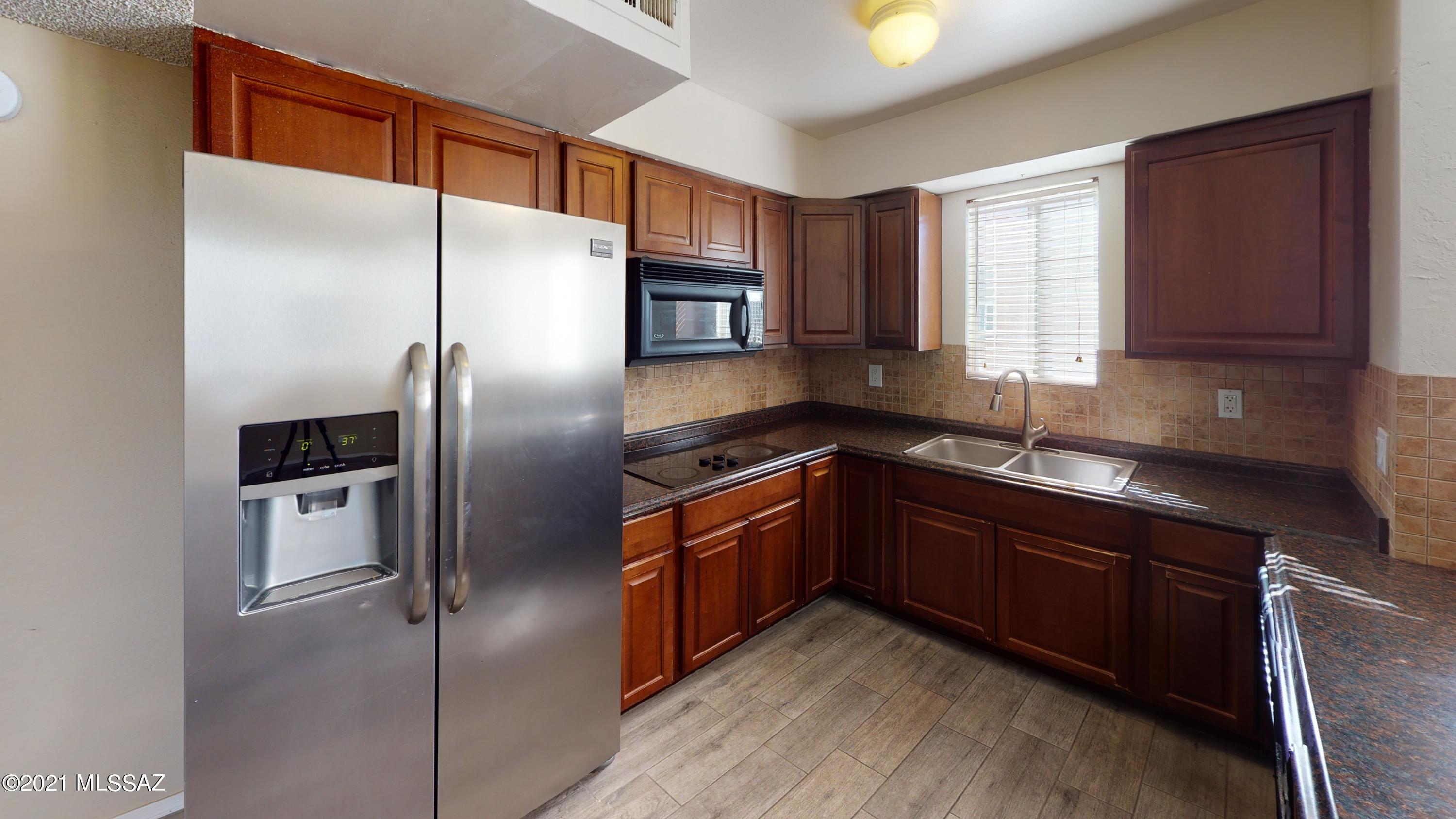 6509 E Calle La Paz Unit: D