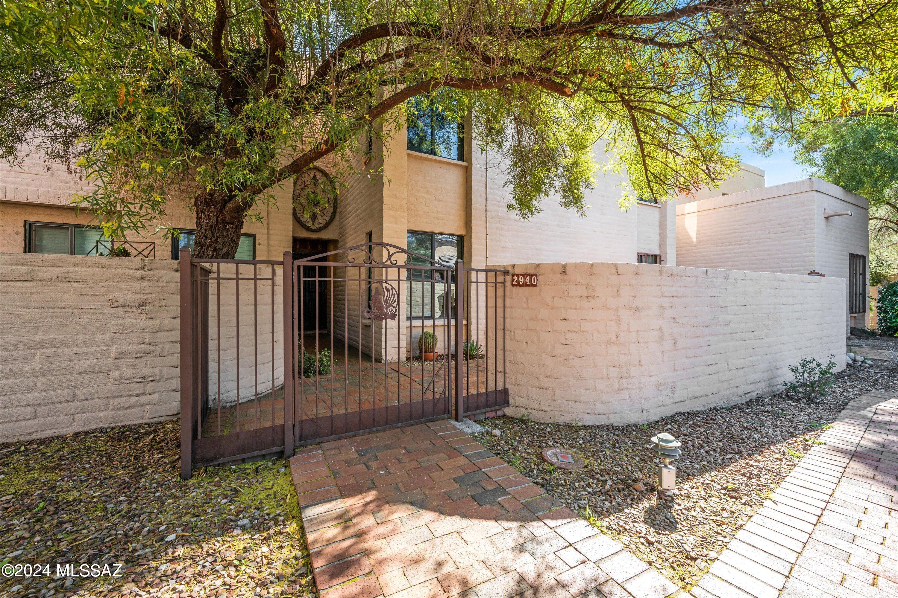 2940 E Sierra Vista Road