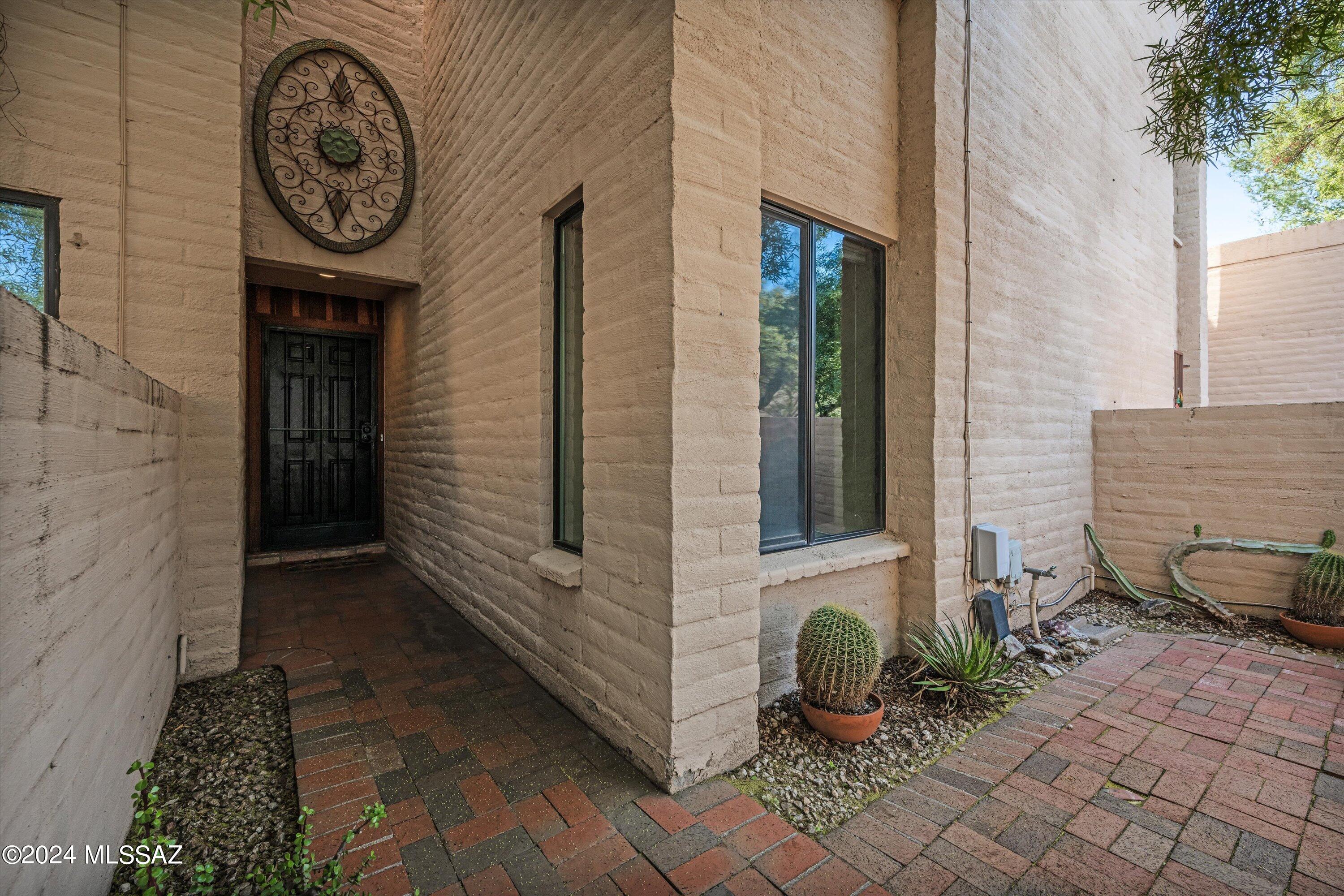 2940 E Sierra Vista Road