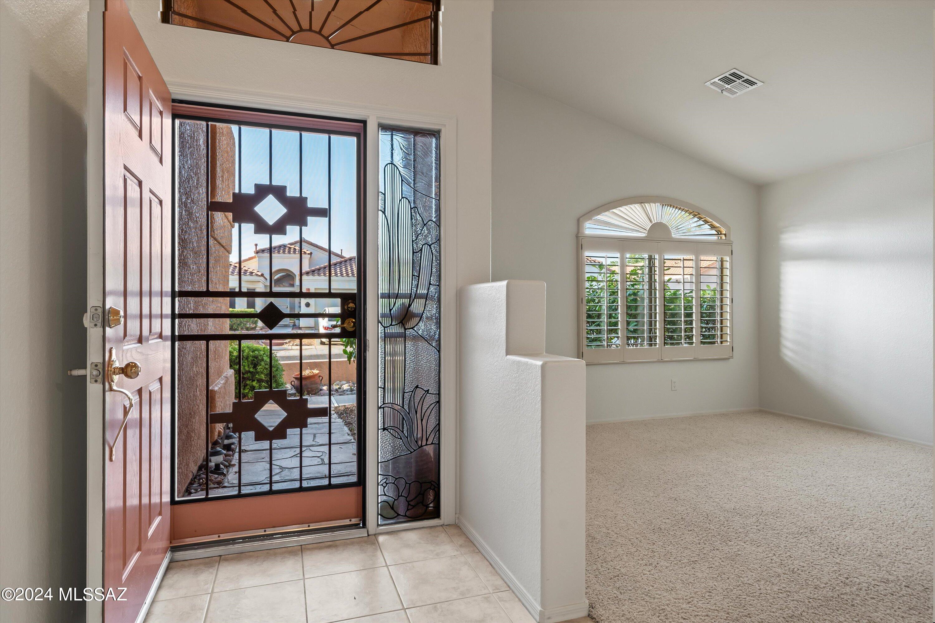 1527 W Sand Pebble Drive