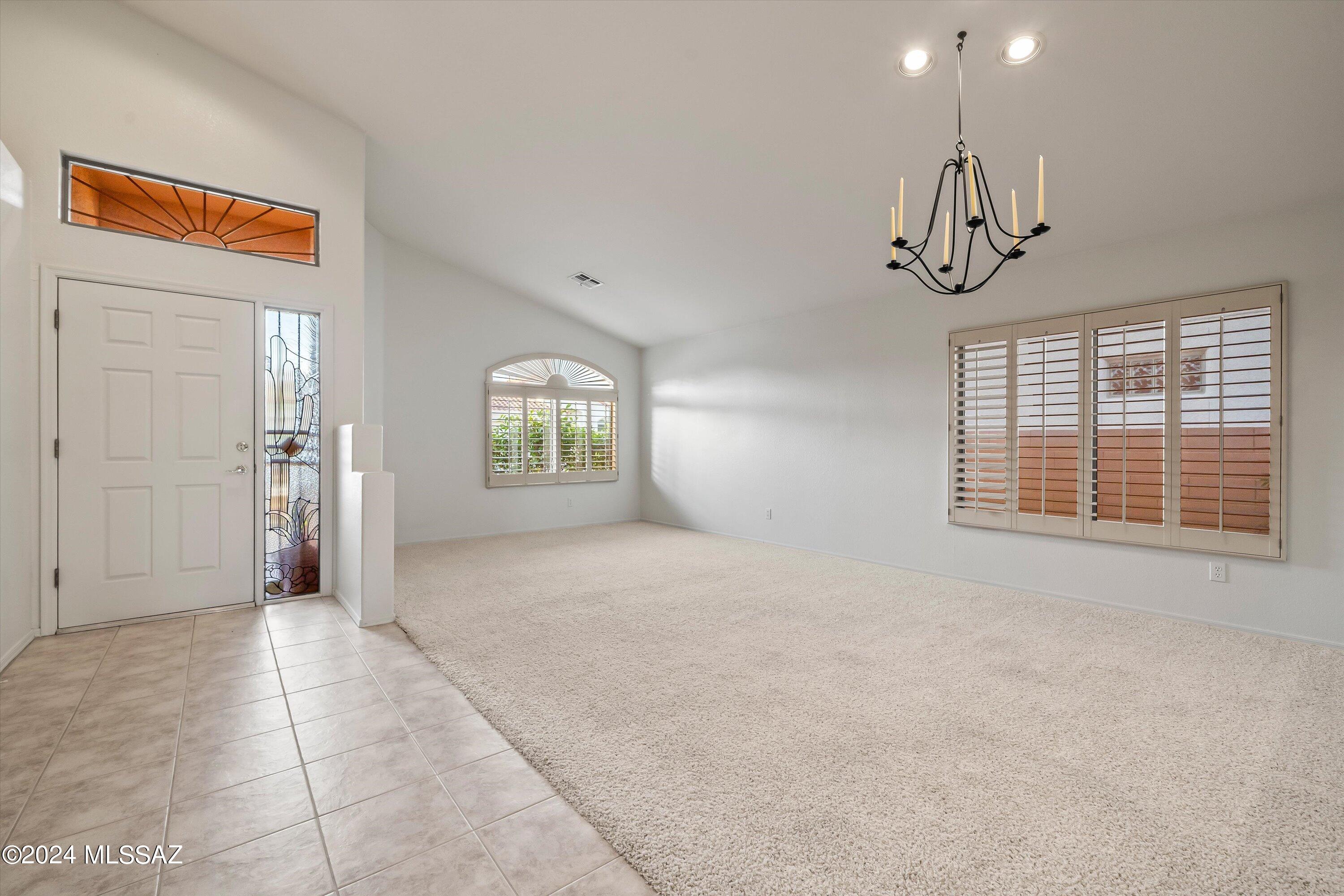 1527 W Sand Pebble Drive