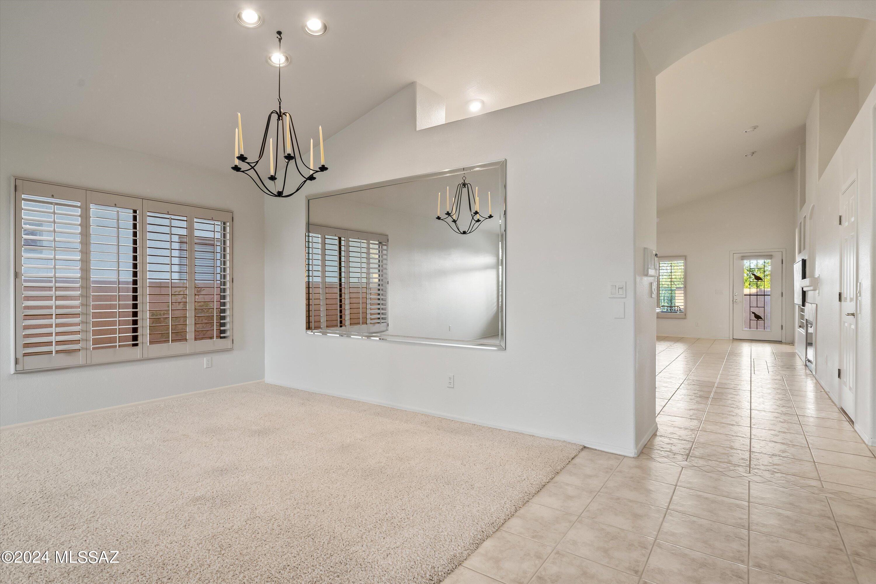 1527 W Sand Pebble Drive