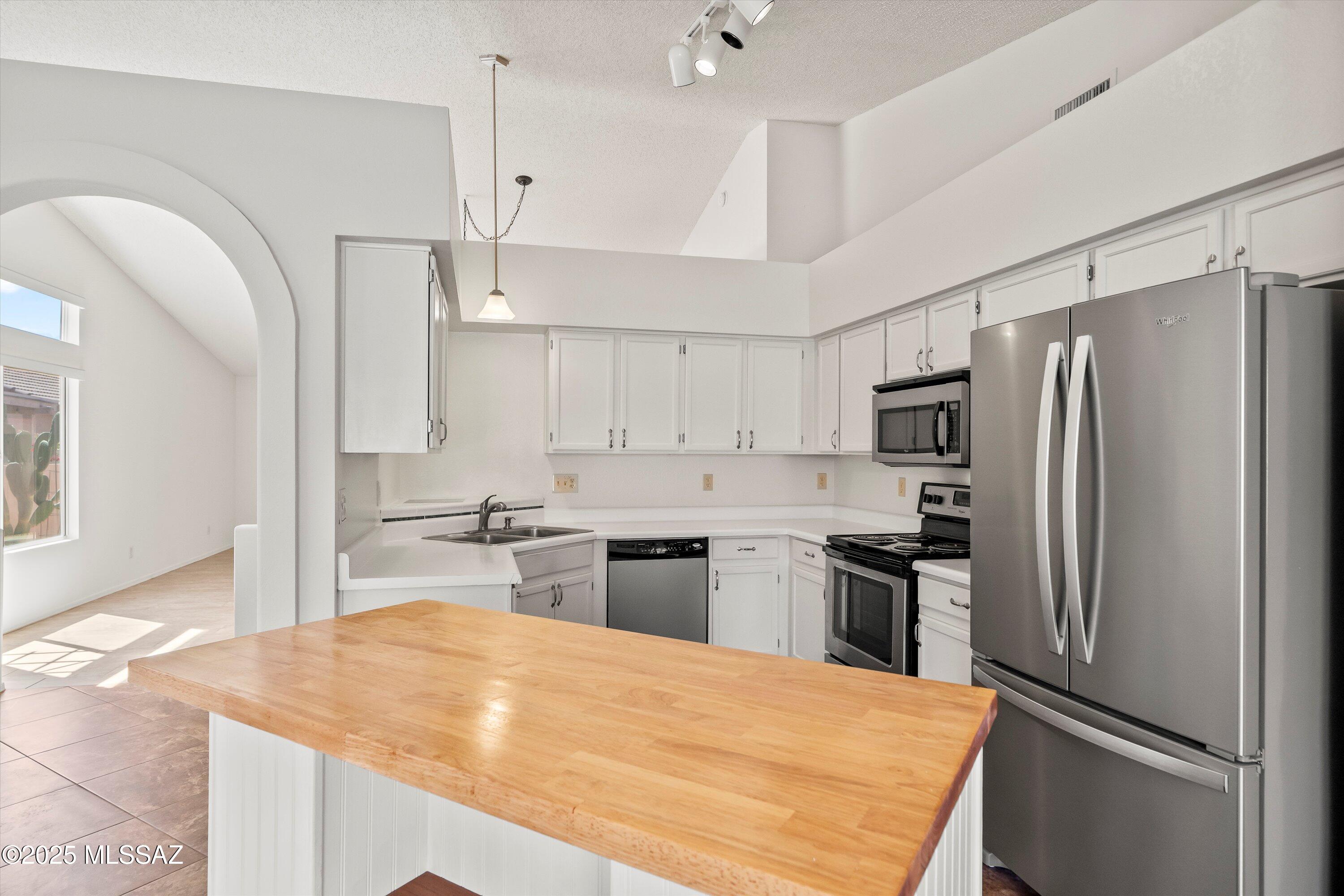 2969 W Sun Ranch Trail