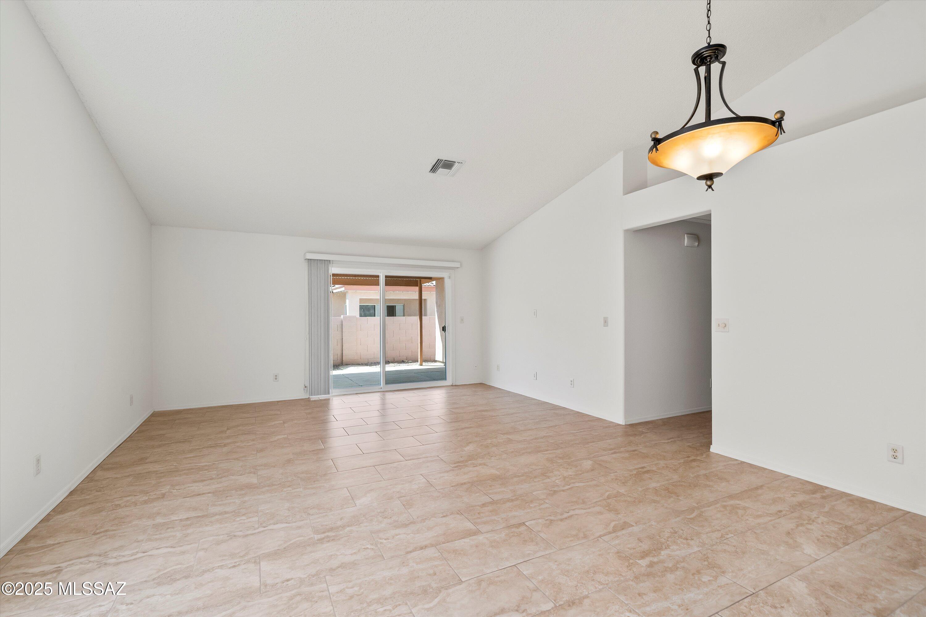 2969 W Sun Ranch Trail