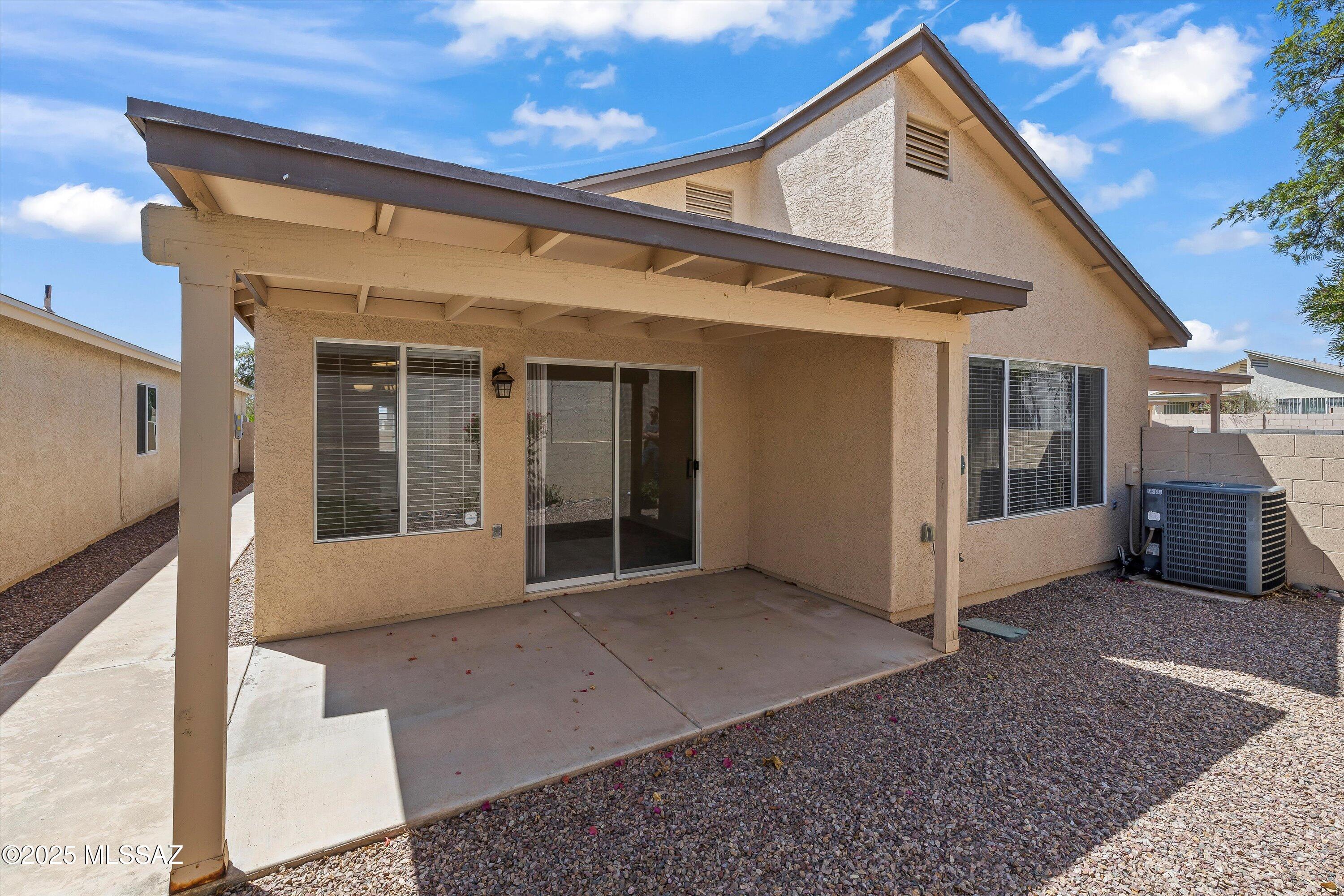 8142 N Millwheel Place