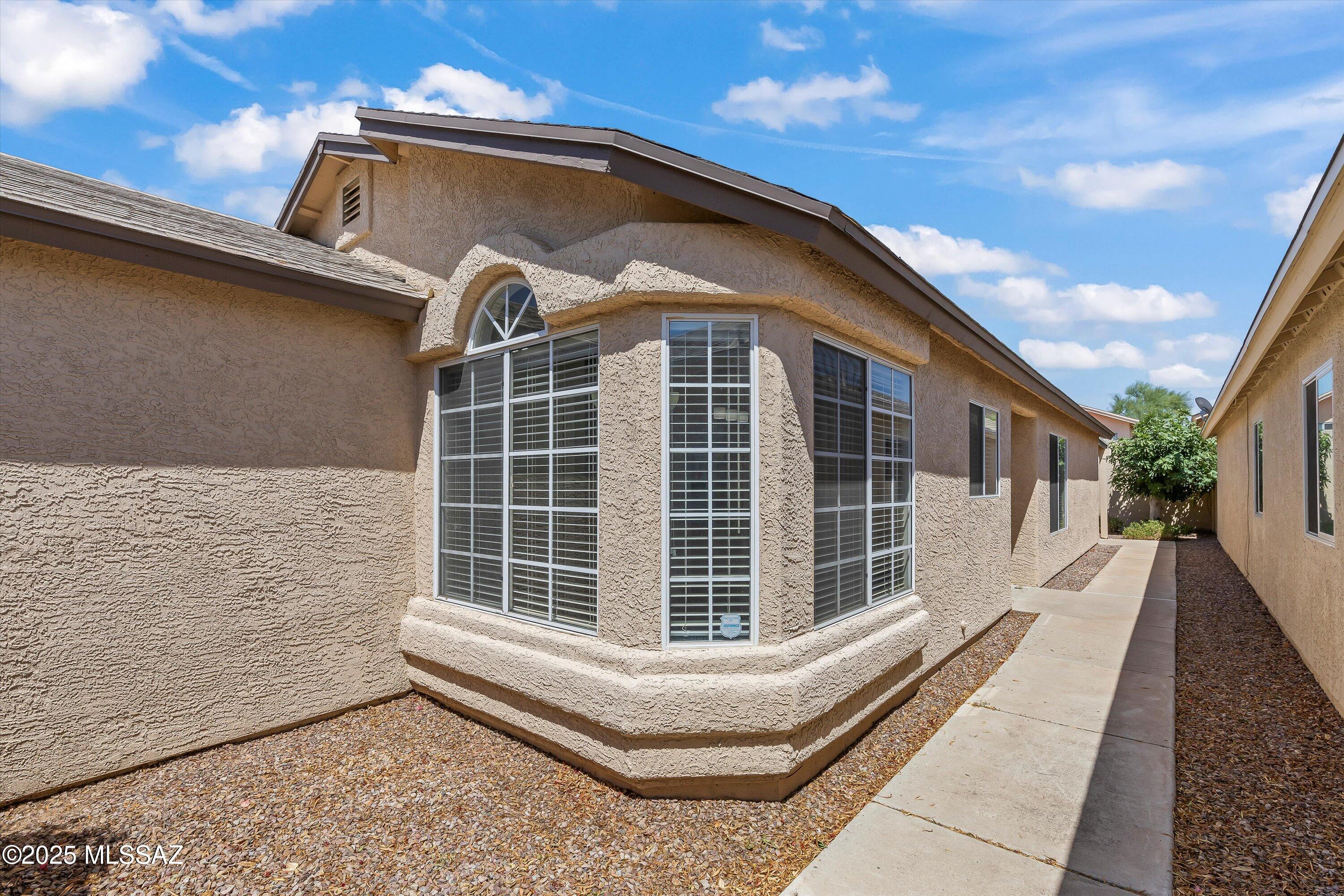 8142 N Millwheel Place