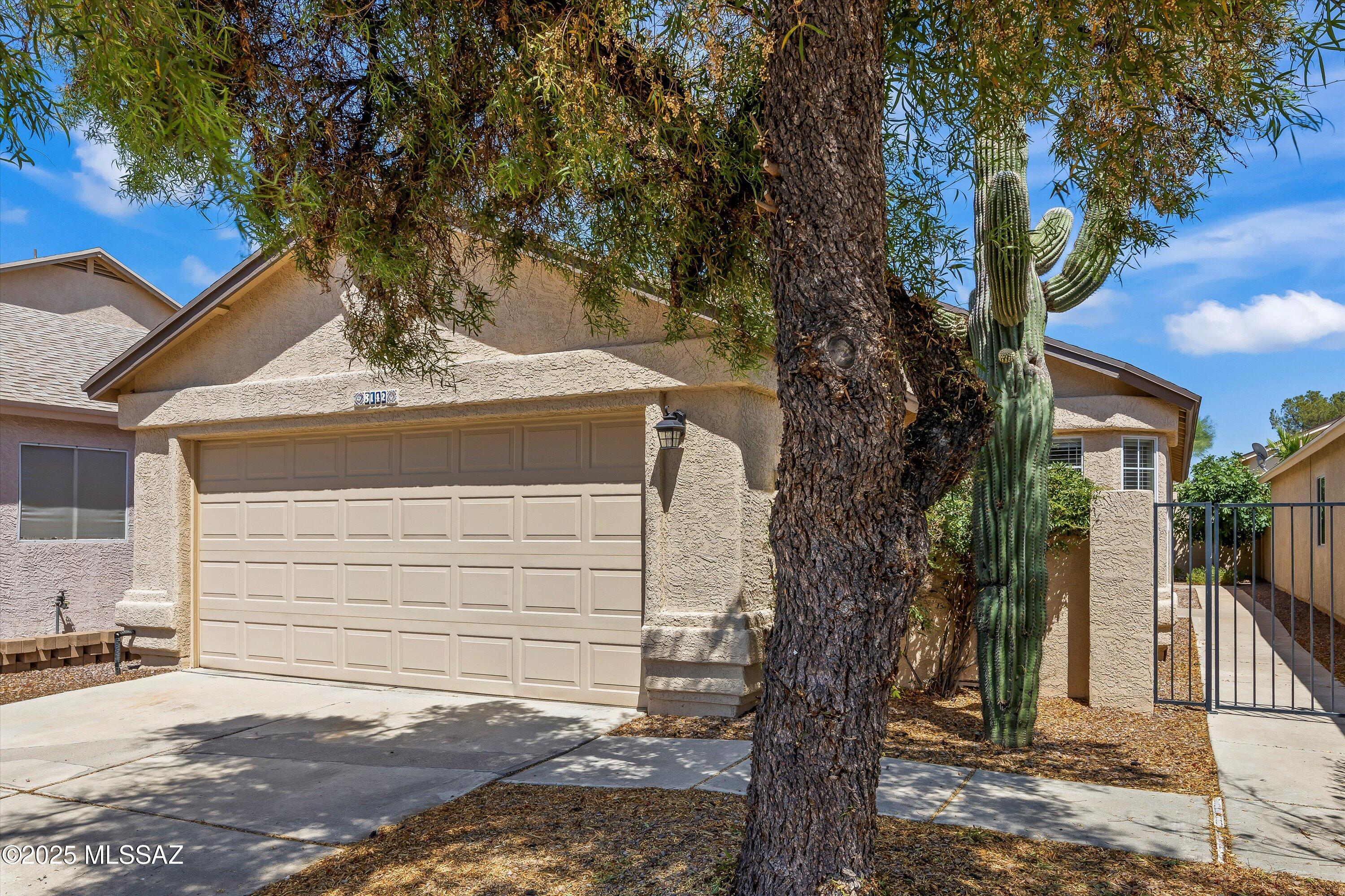 8142 N Millwheel Place