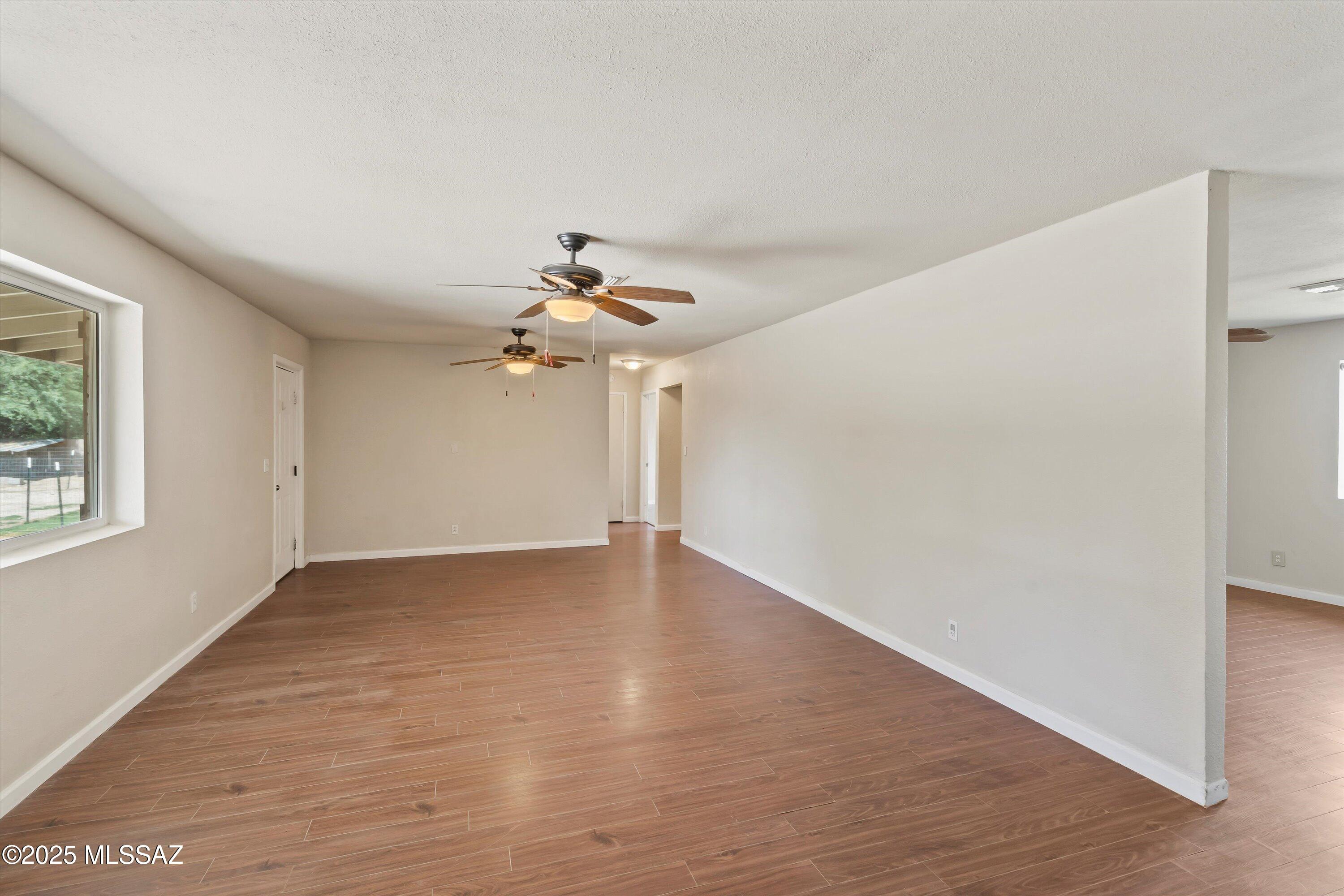 1438 N F Triangle Lane