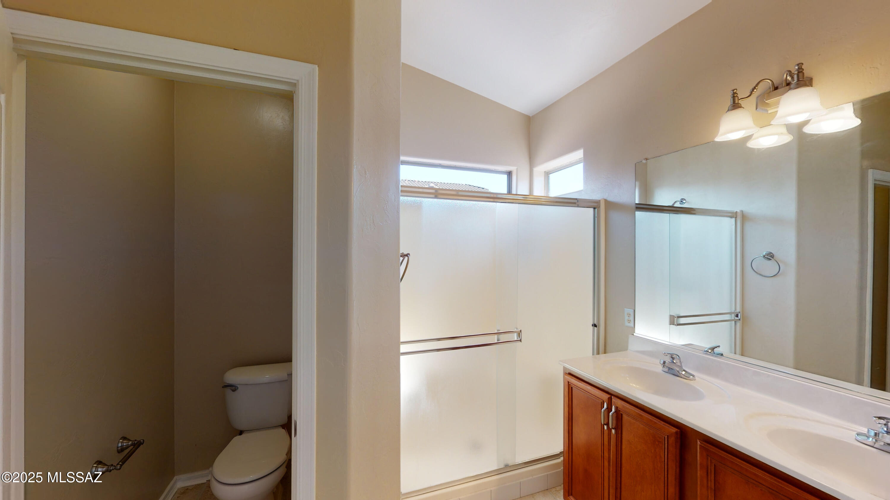 5667 W Shady Grove Drive