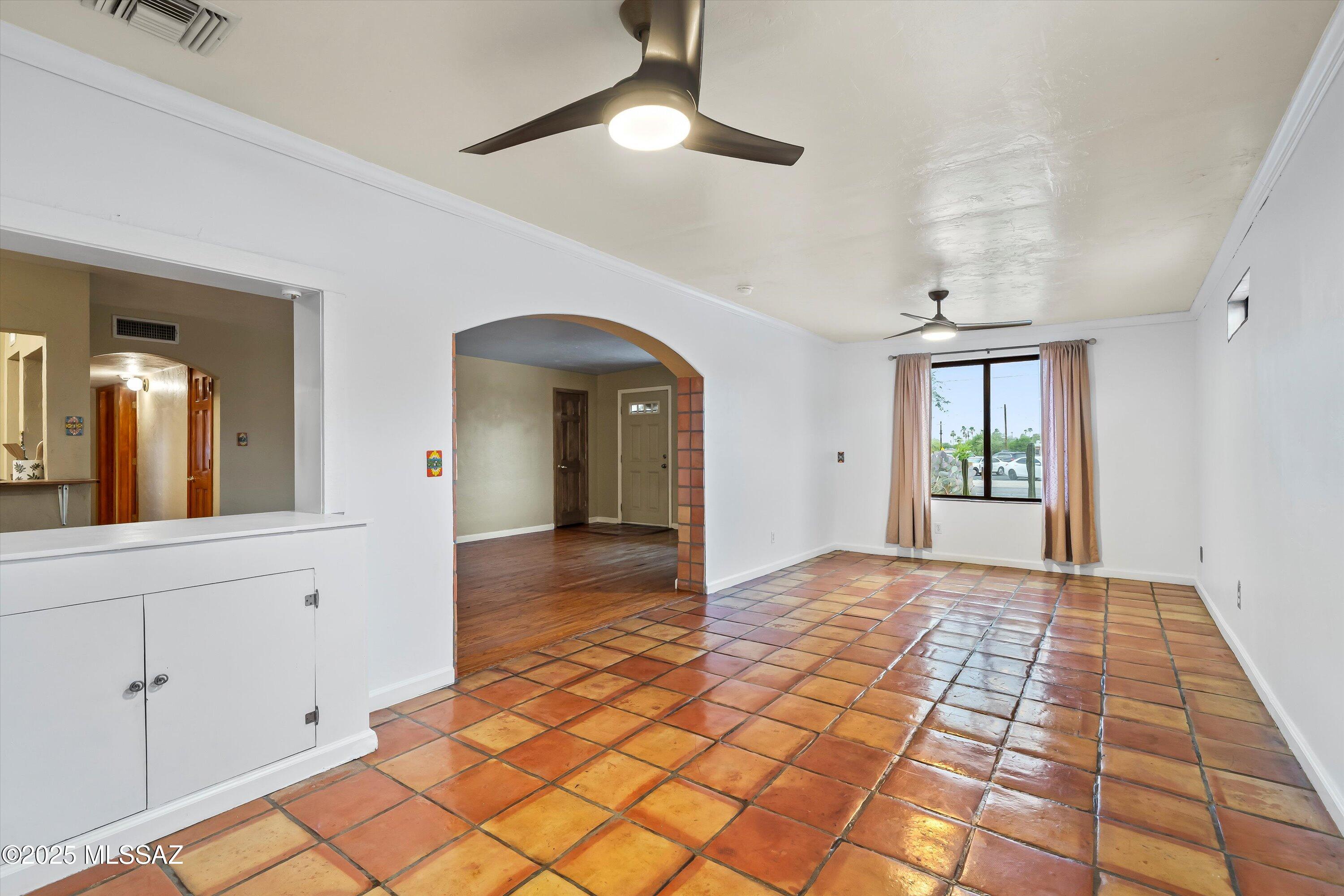 421 S Columbus Boulevard