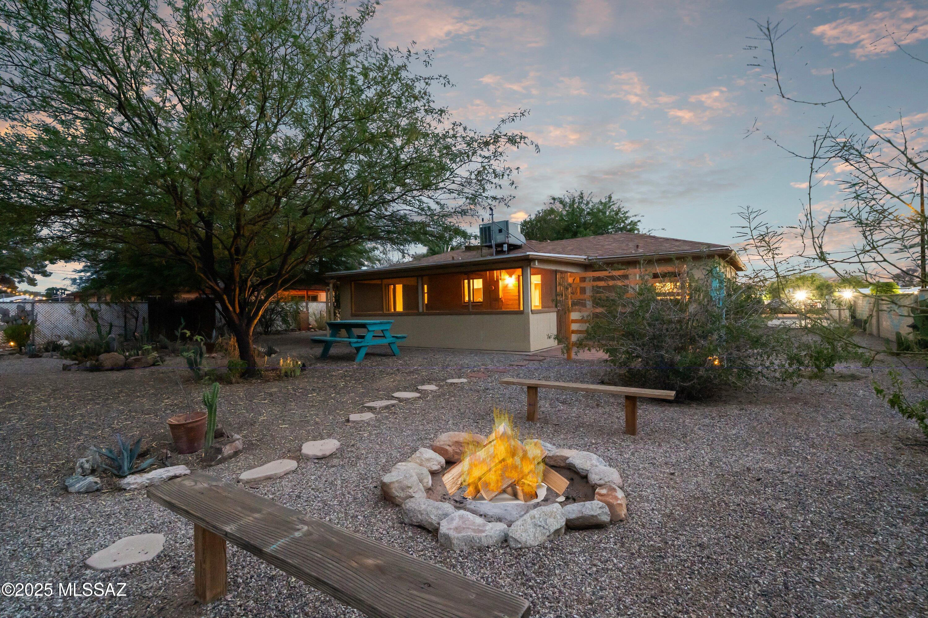 421 S Columbus Boulevard