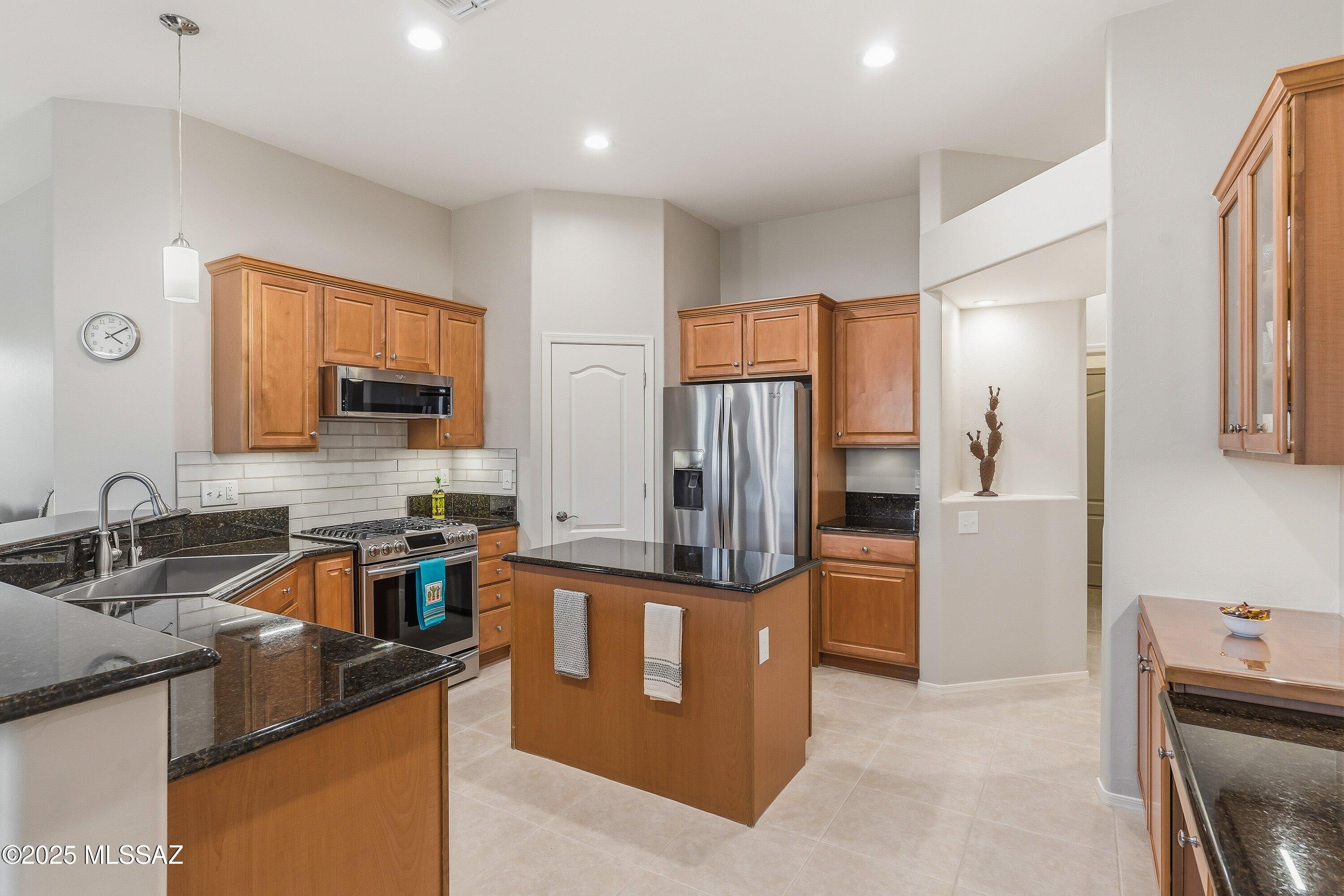 12898 N Cenozoic Drive