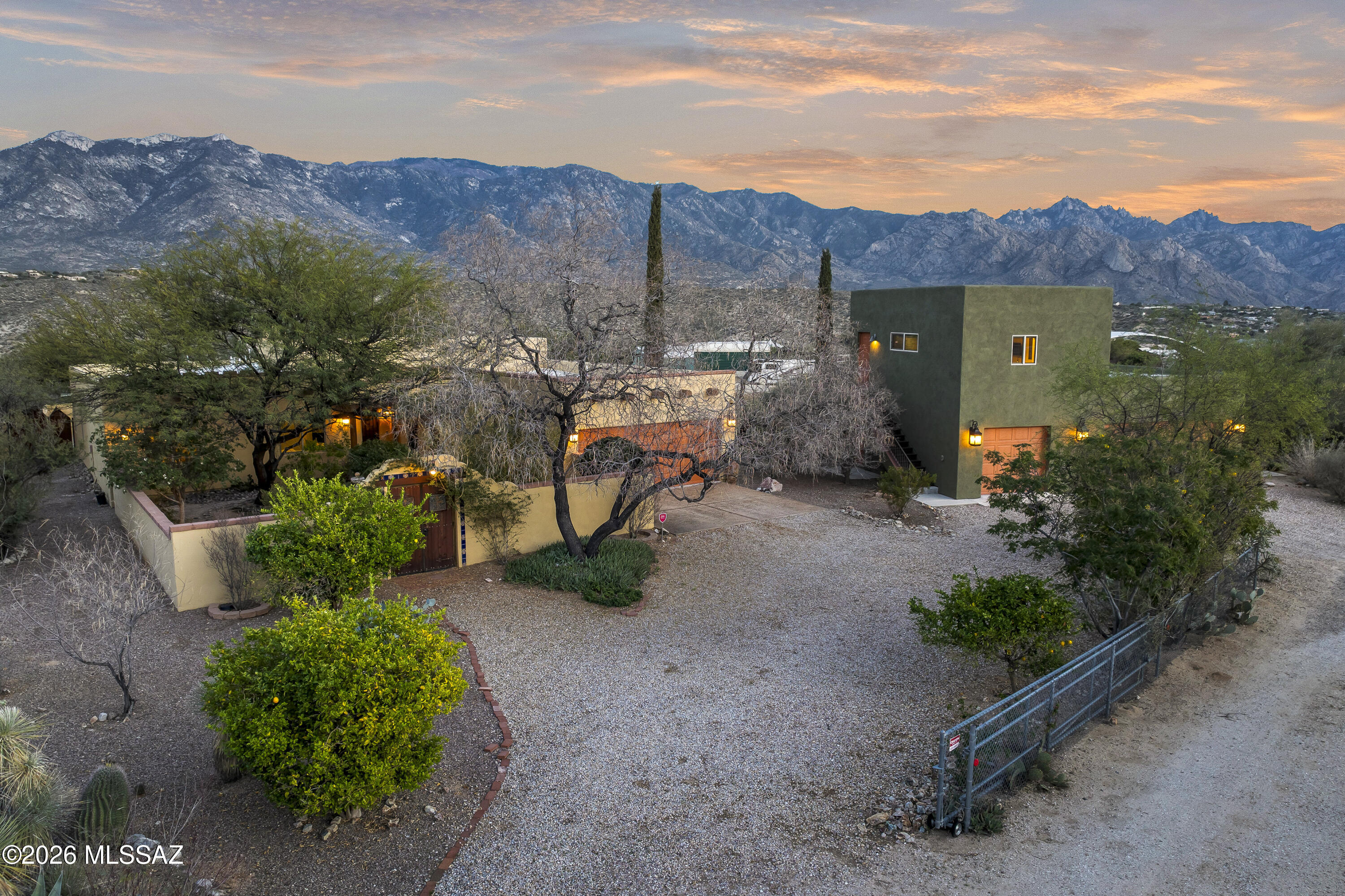 4370 E Coronado Ridge Lane