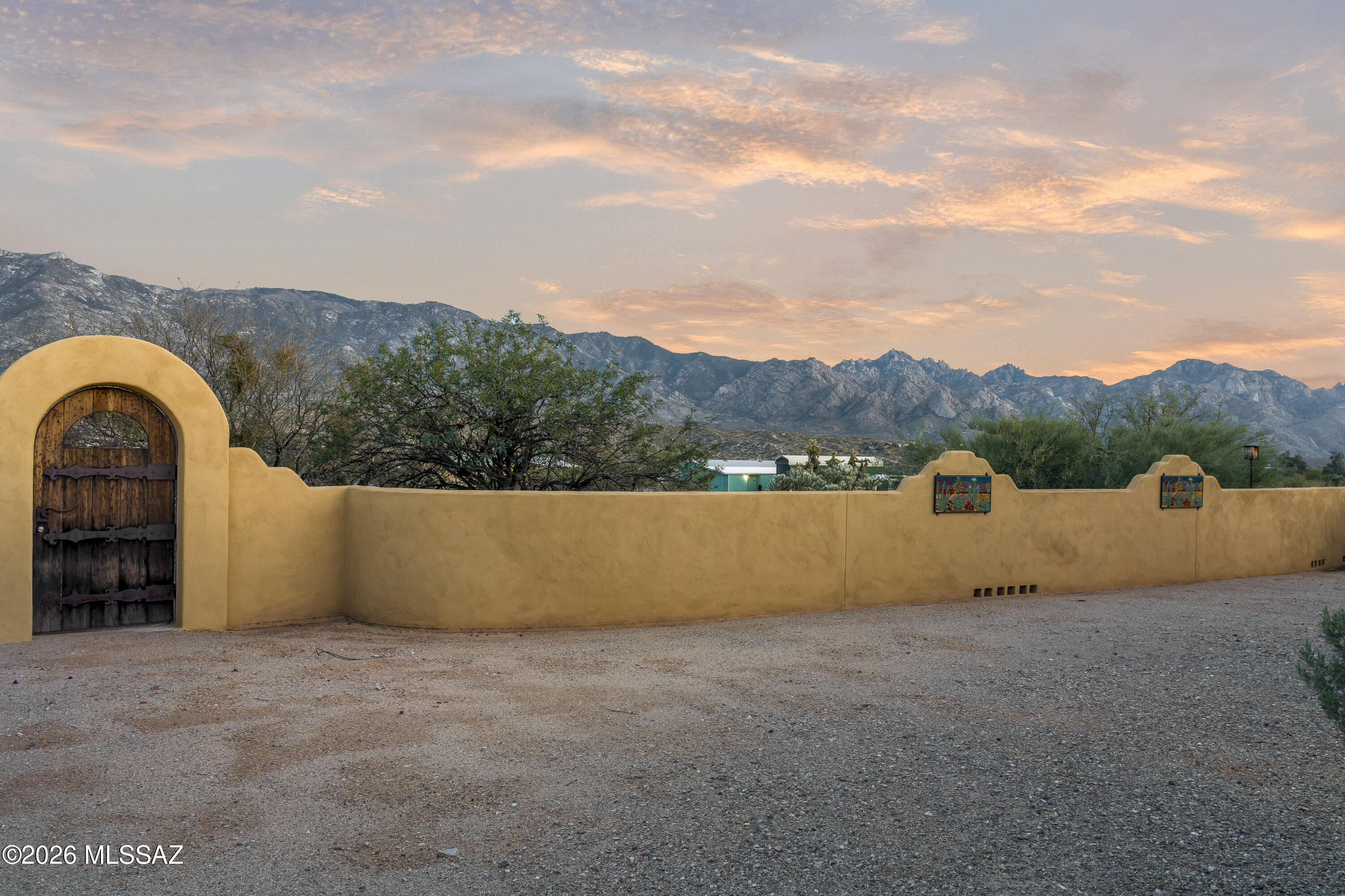 4370 E Coronado Ridge Lane