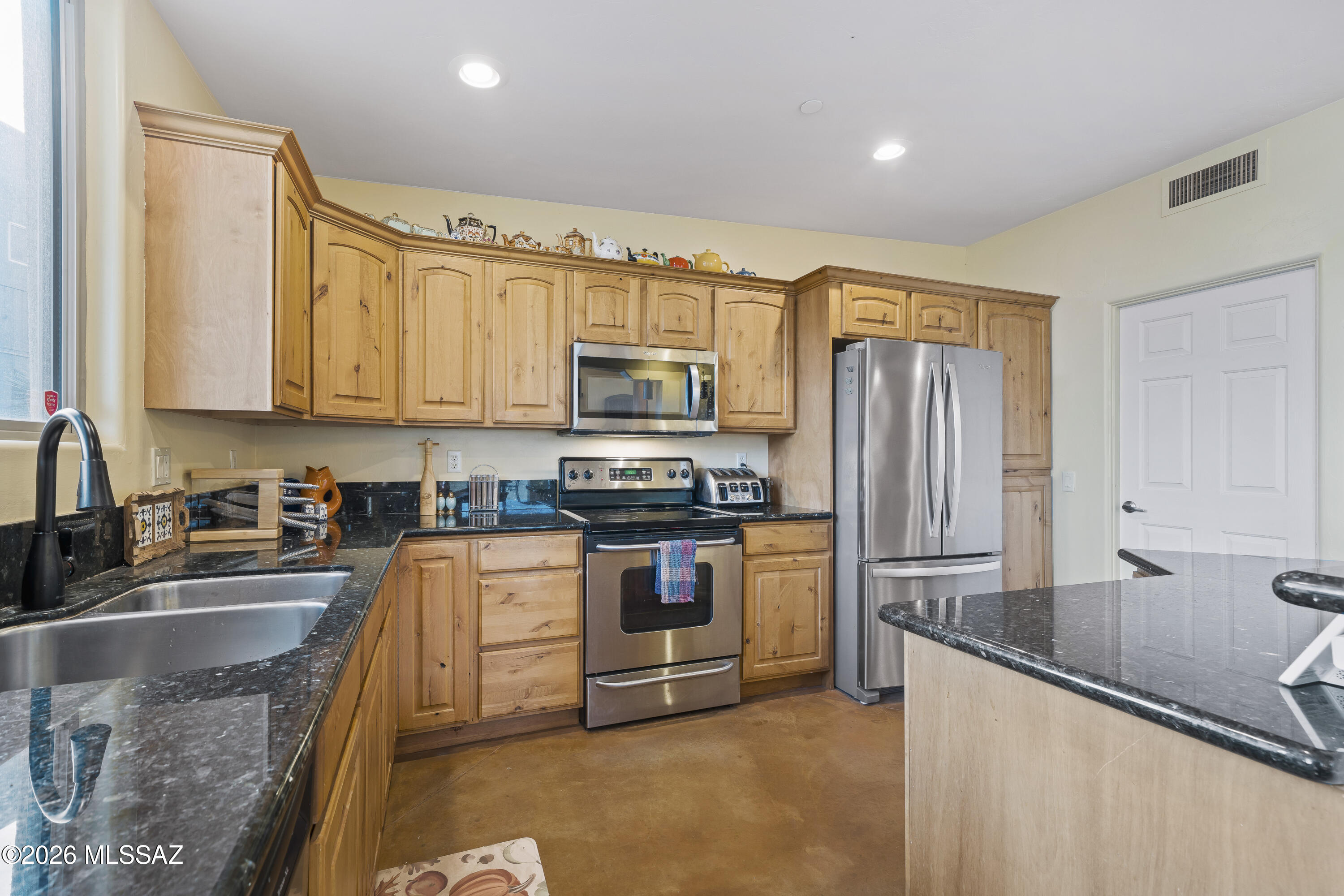 4370 E Coronado Ridge Lane