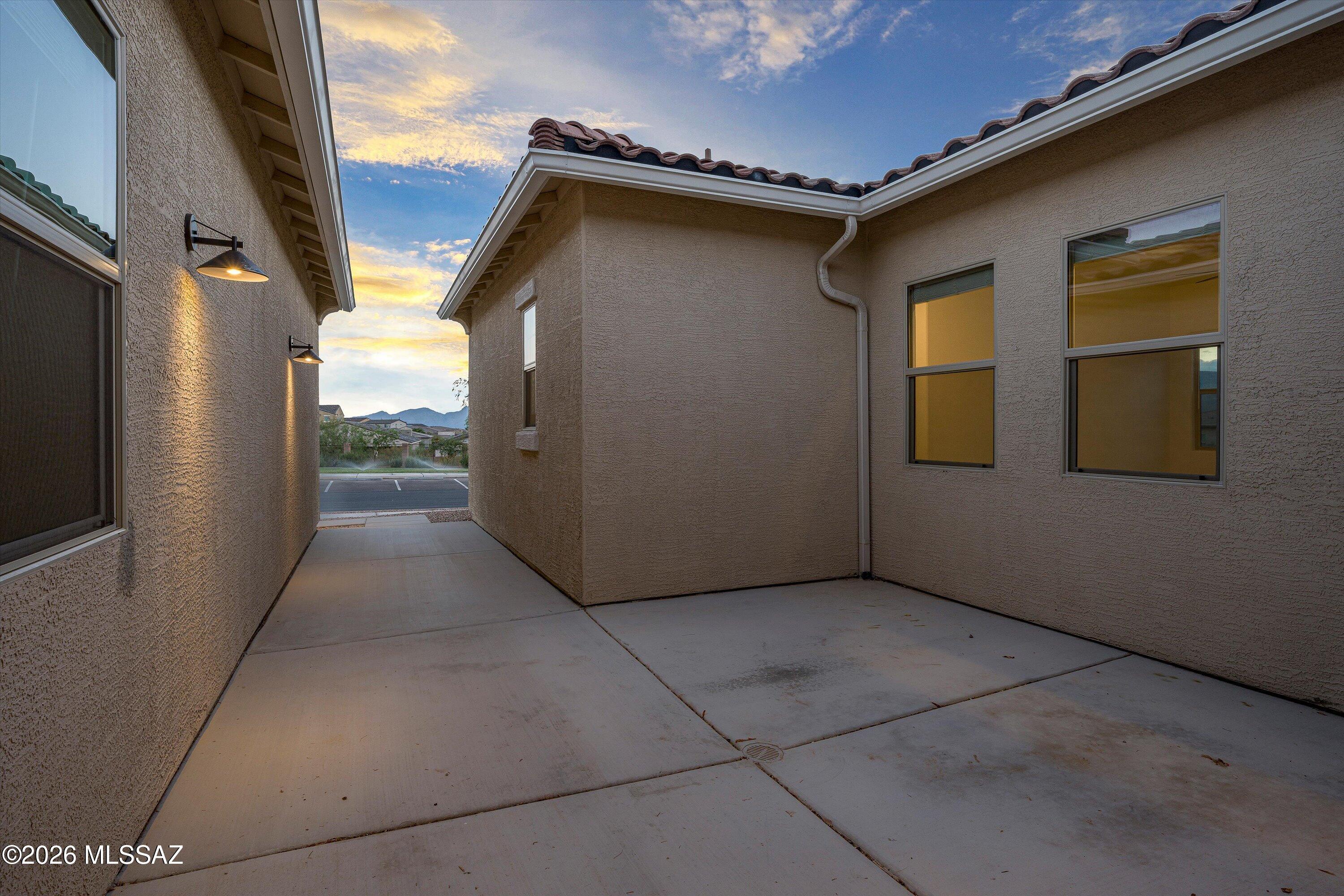 12782 E Tortoise Canyon Lane