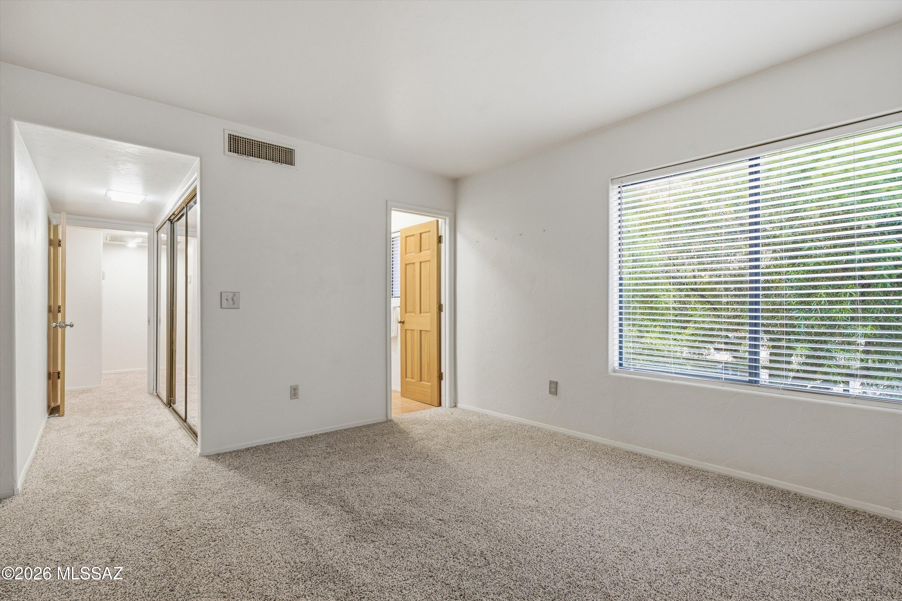 2882 E Sierra Vista Road