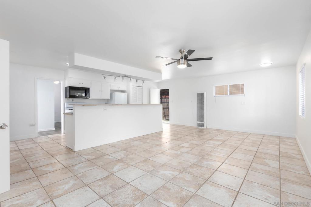 2840 Ridgeway Dr