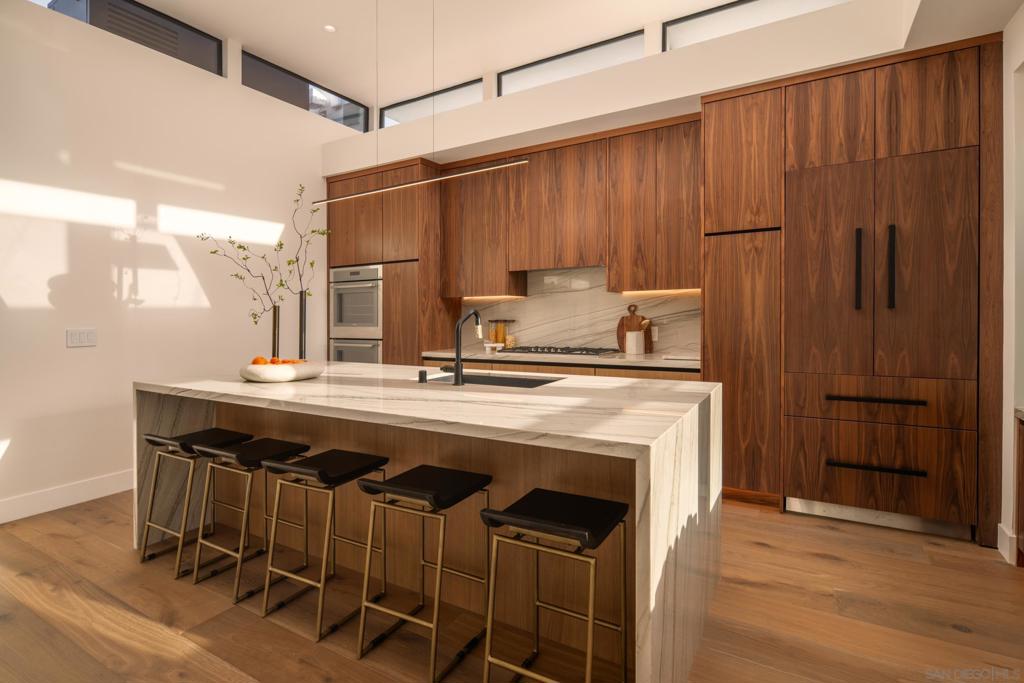 3857 Kendall Street