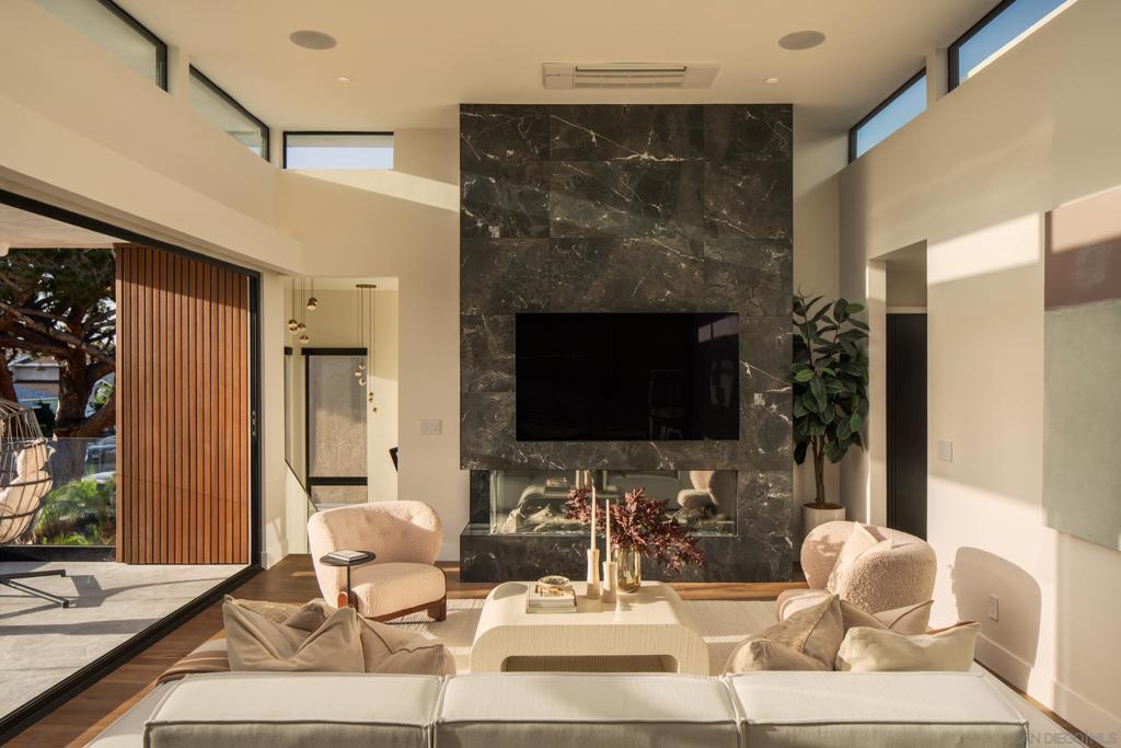 3857 Kendall Street
