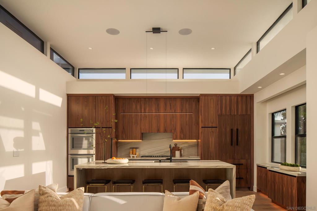 3857 Kendall Street