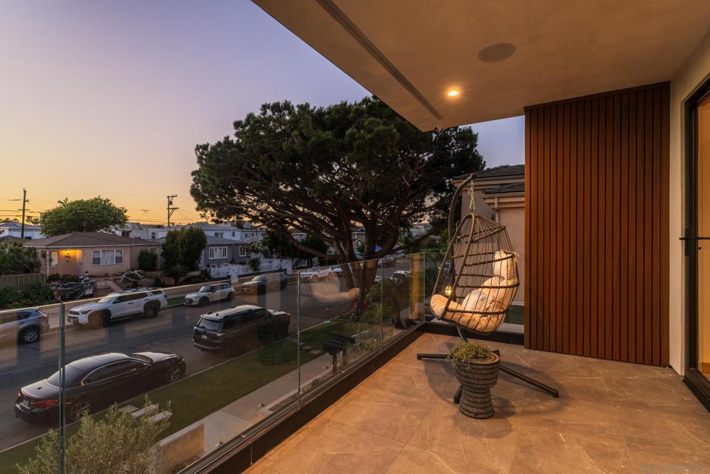3857 Kendall Street