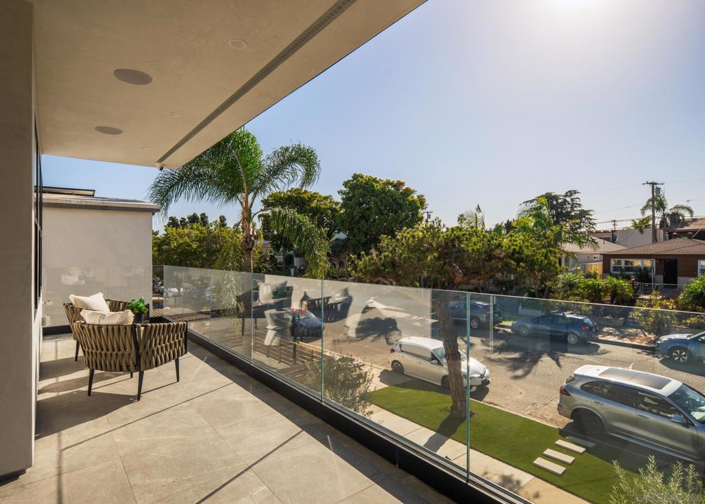 3857 Kendall Street