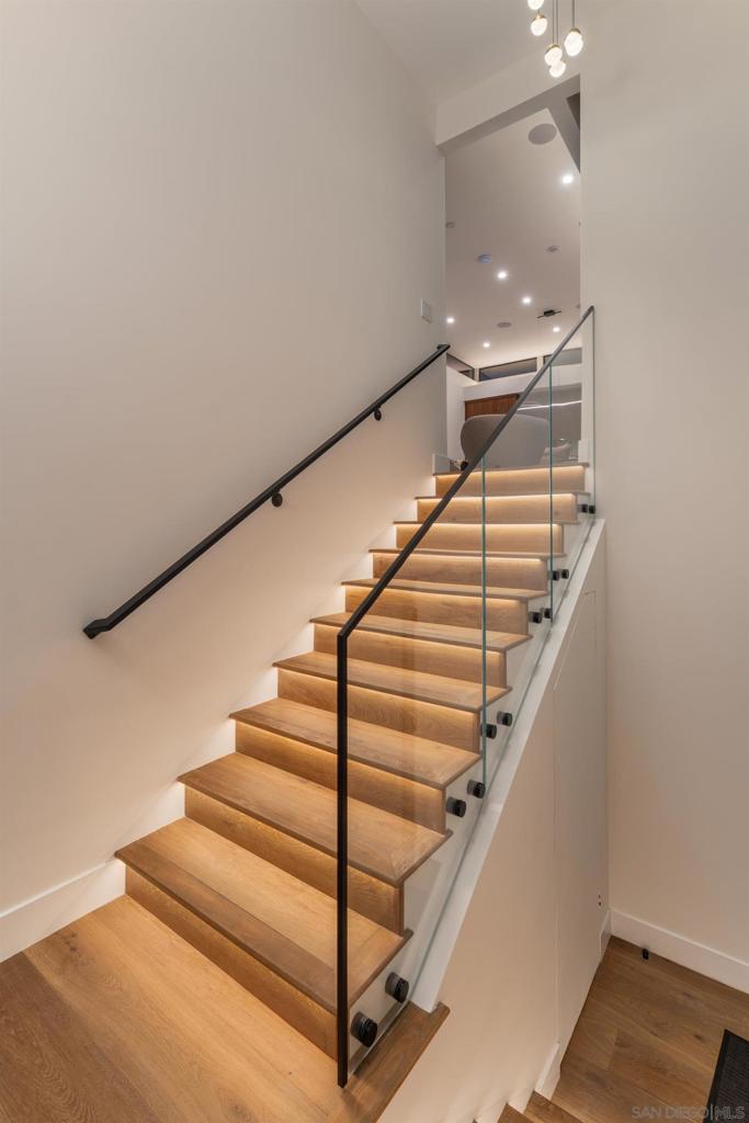 3857 Kendall Street