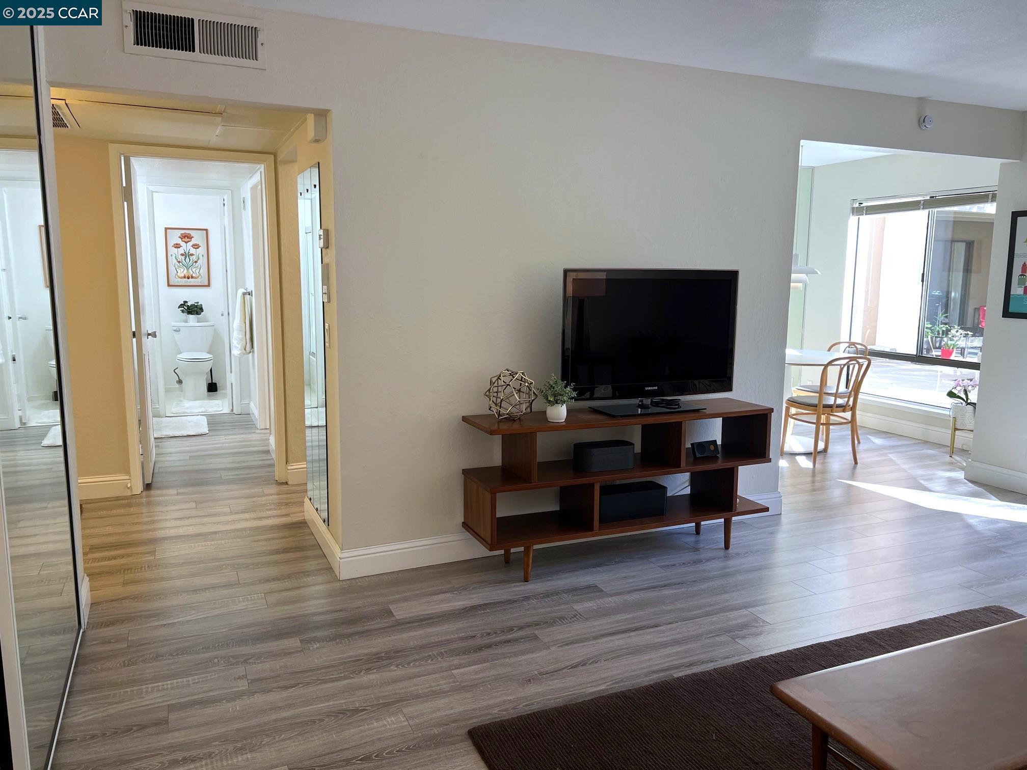 310 N Civic Dr # 202