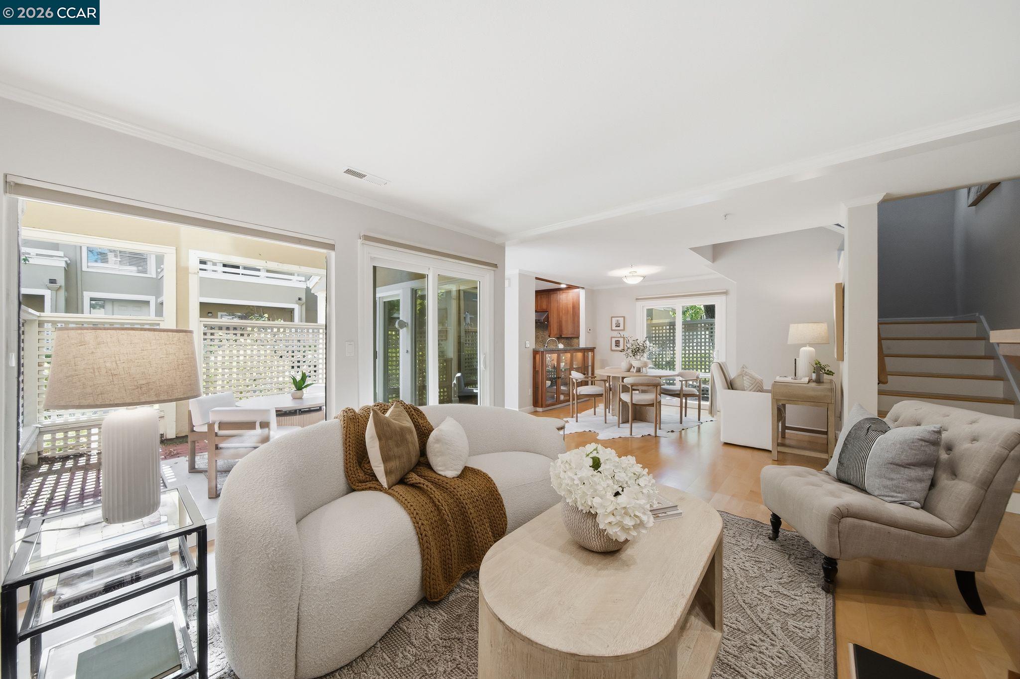 211 Kingston Way