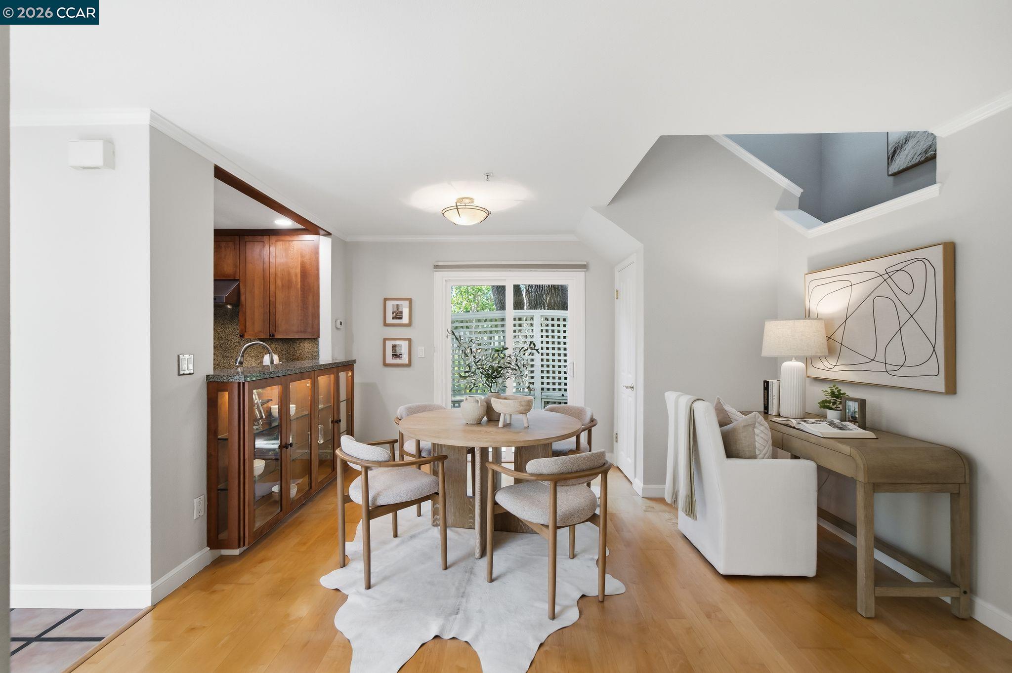 211 Kingston Way
