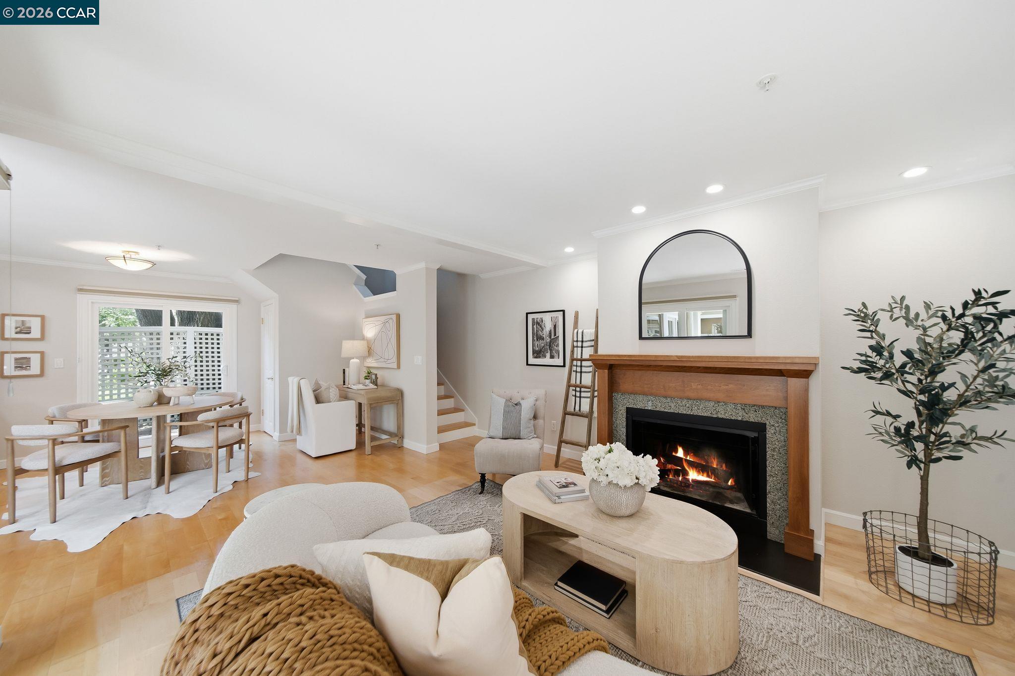 211 Kingston Way