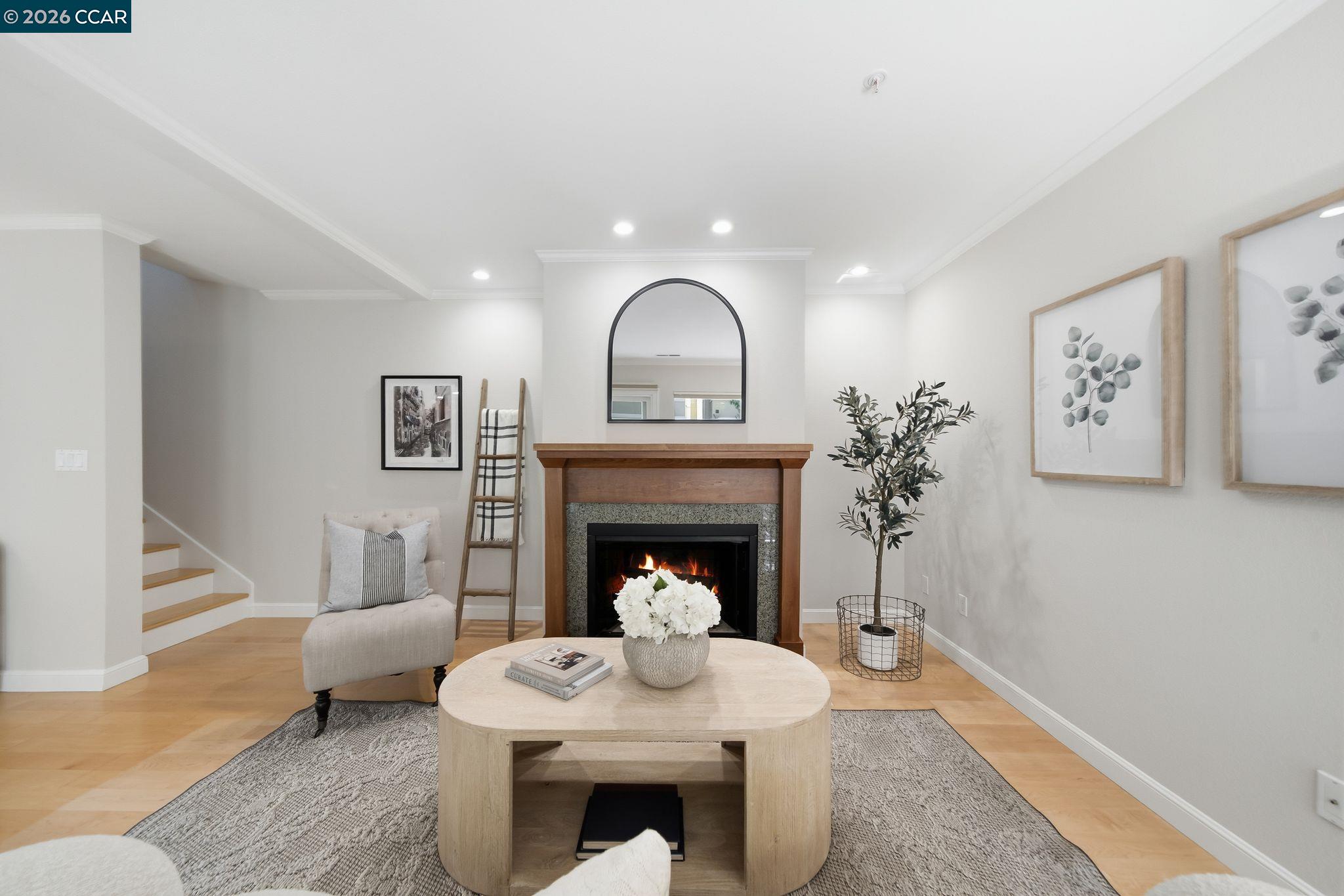 211 Kingston Way