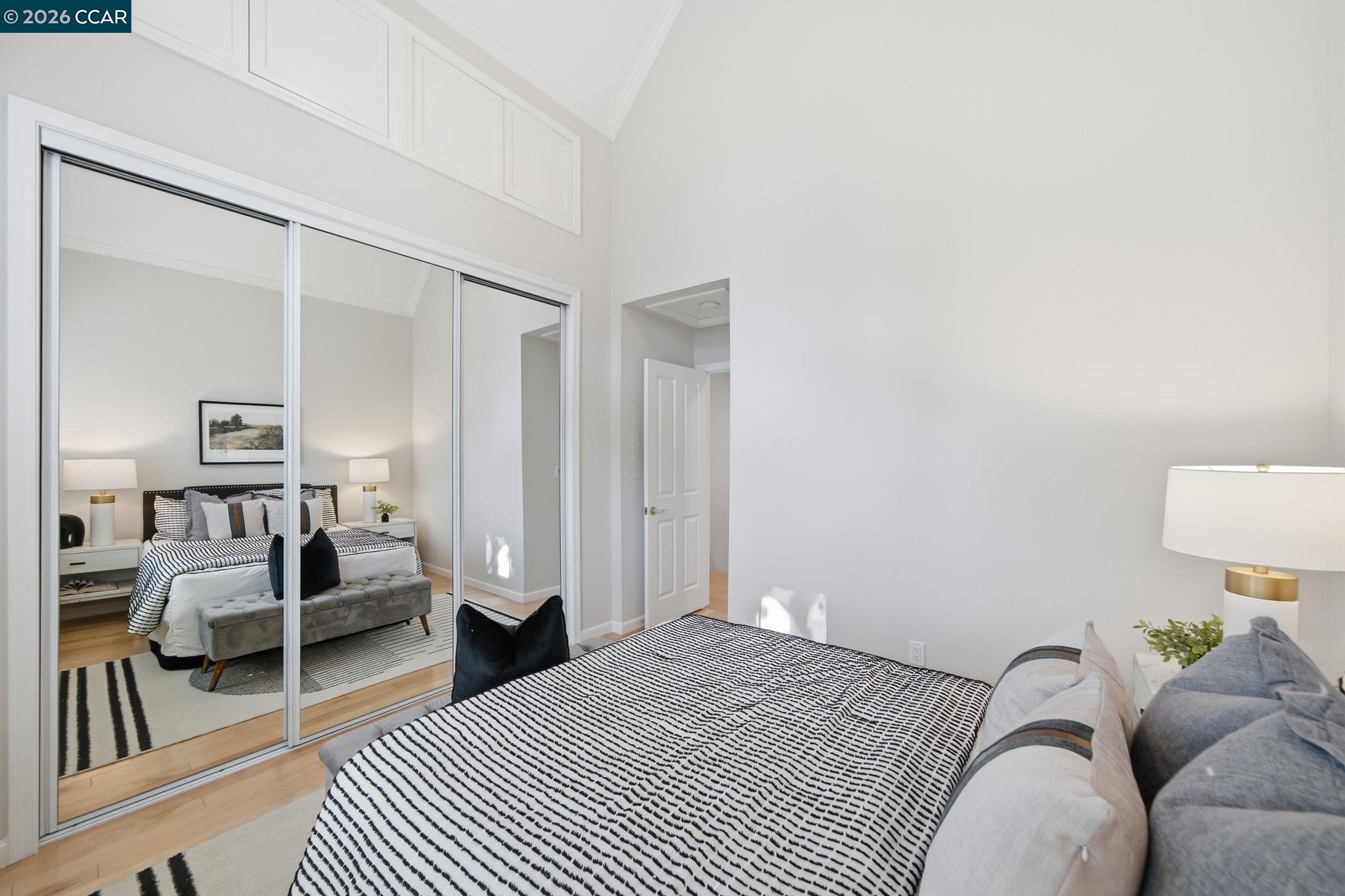 211 Kingston Way
