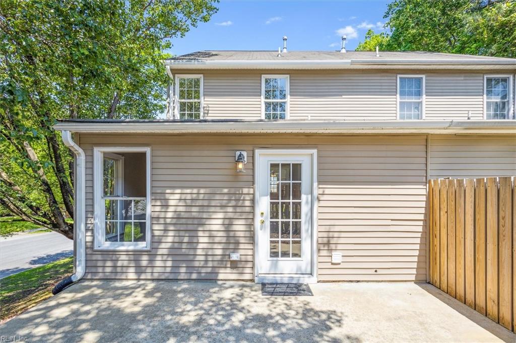 100 Susan DR