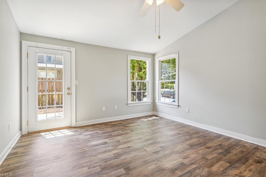 100 Susan DR
