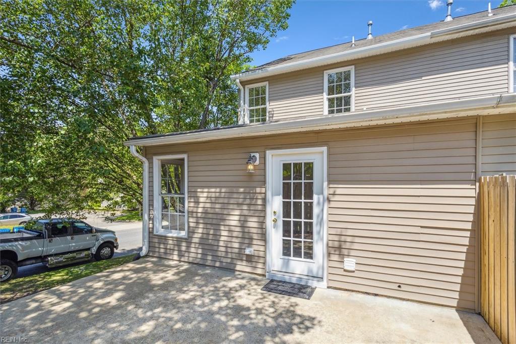 100 Susan DR