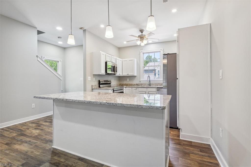 100 Susan DR