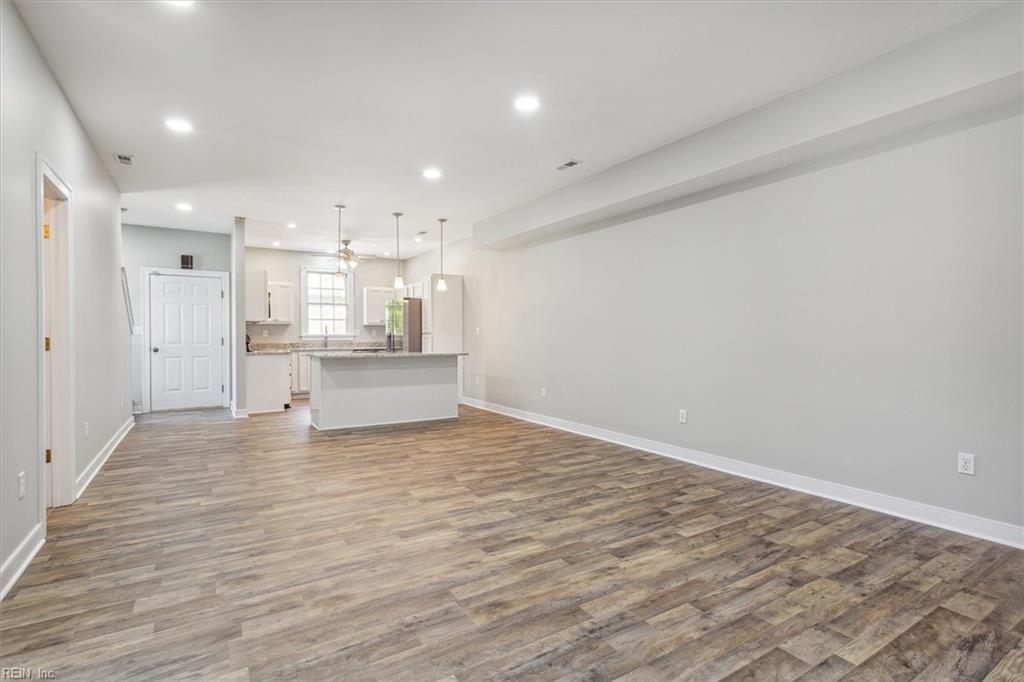 100 Susan DR