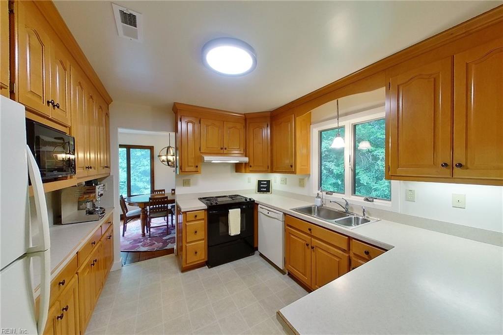 104 Glenwood DR