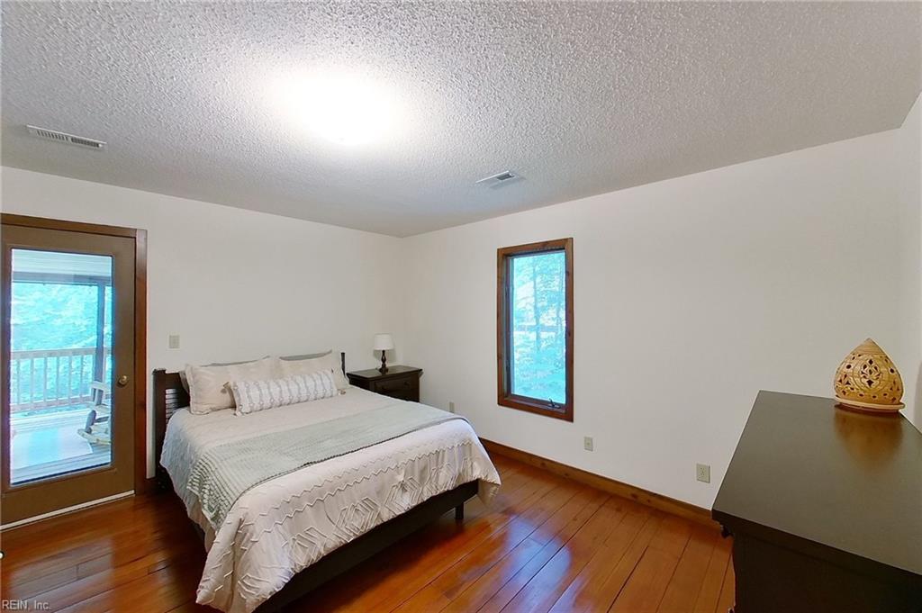 104 Glenwood DR