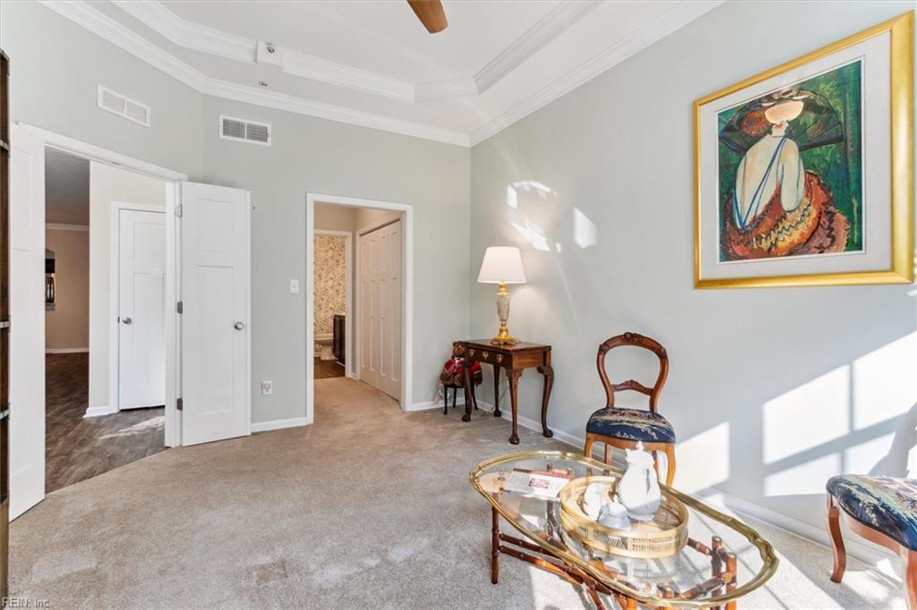 802 Promenade LN